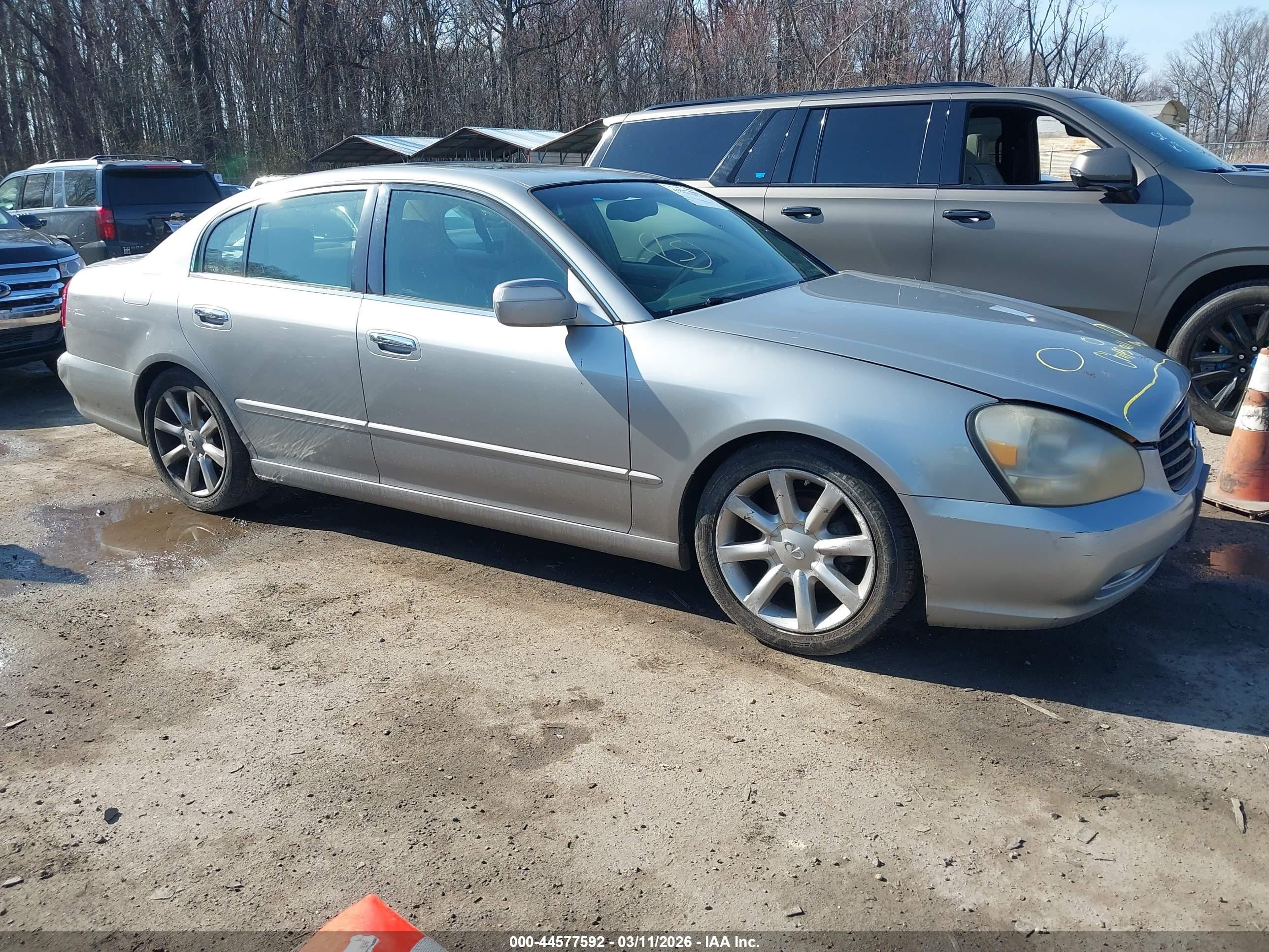 2002 Infiniti Q45, VIN JNKBF01A92M002046 — Front end