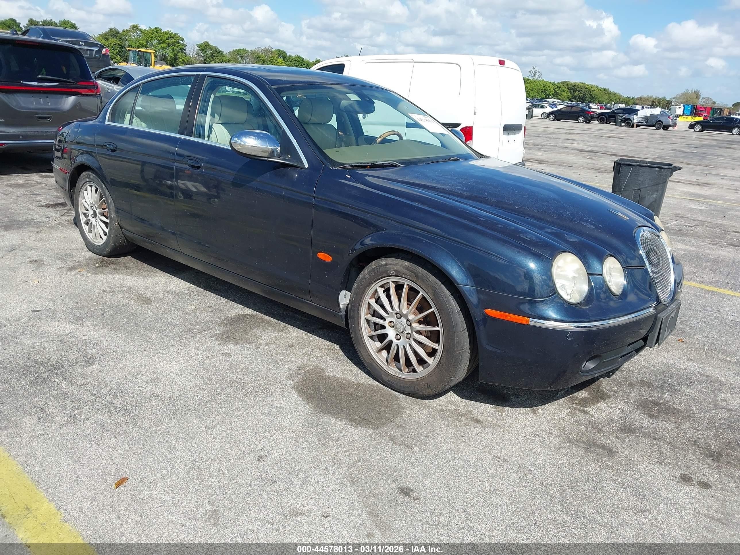 2007 Jaguar S-Type 3, VIN SAJWA01A57FN77419 — Normal wear