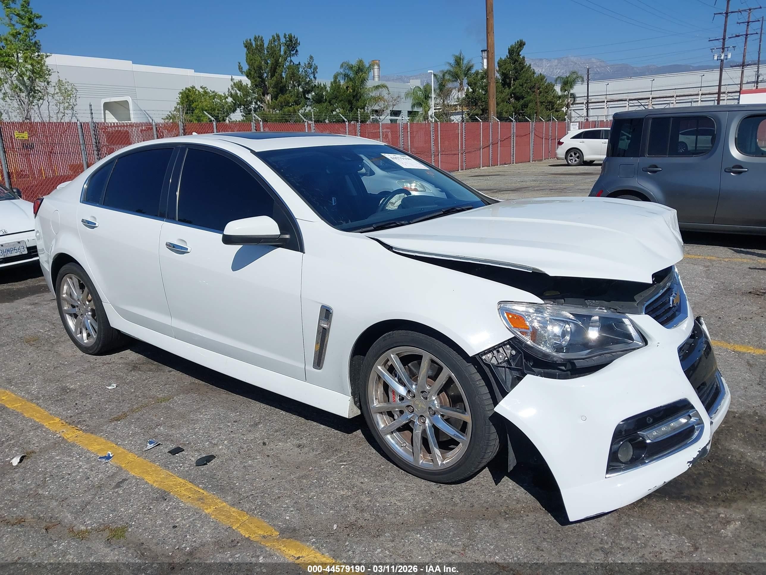2014 Chevrolet SS, VIN 6G3F15RWXEL935076 — Front end