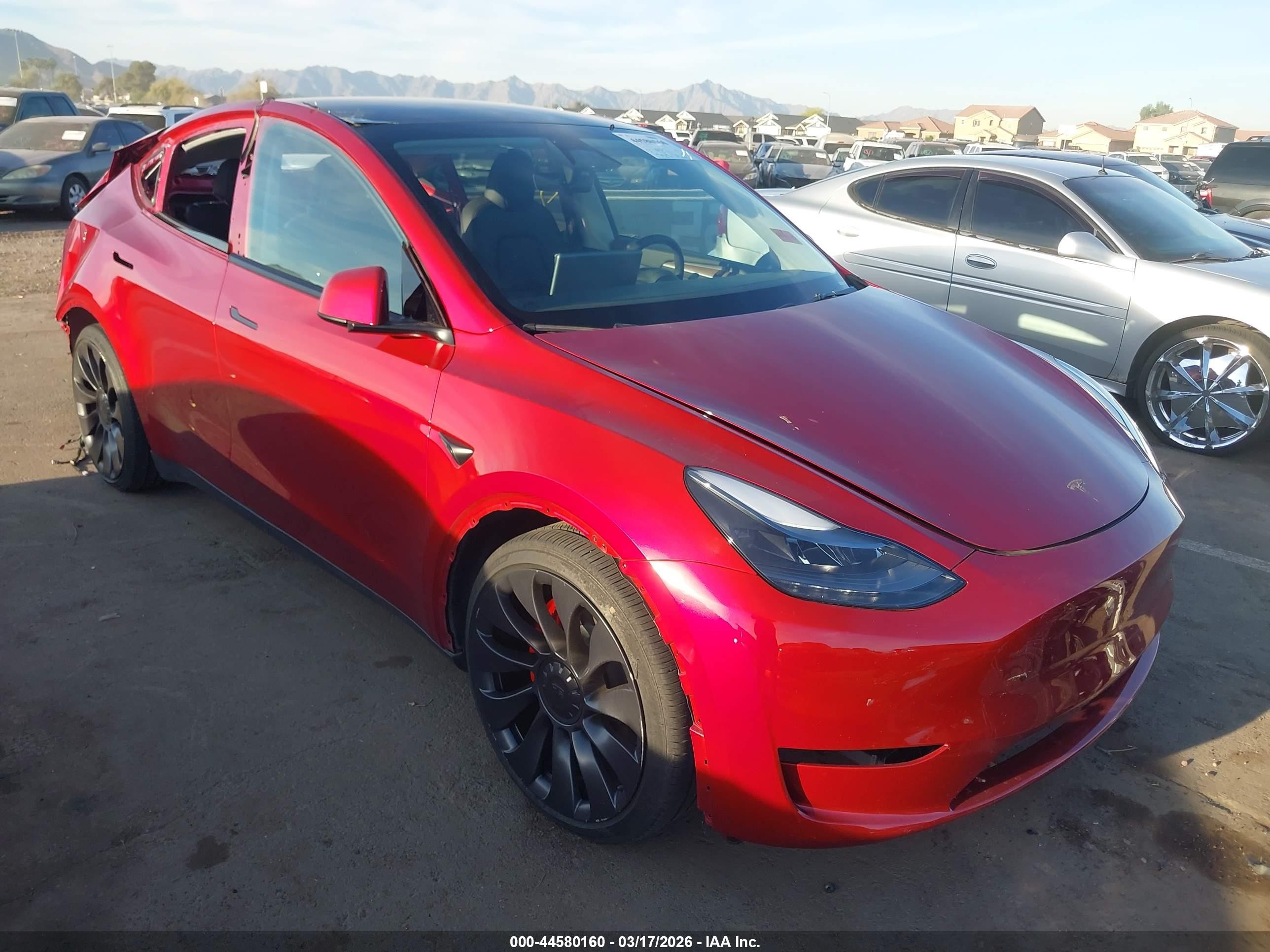 2024 Tesla Model Y Performance, VIN 7SAYGDEF8RF158588 — Rear end