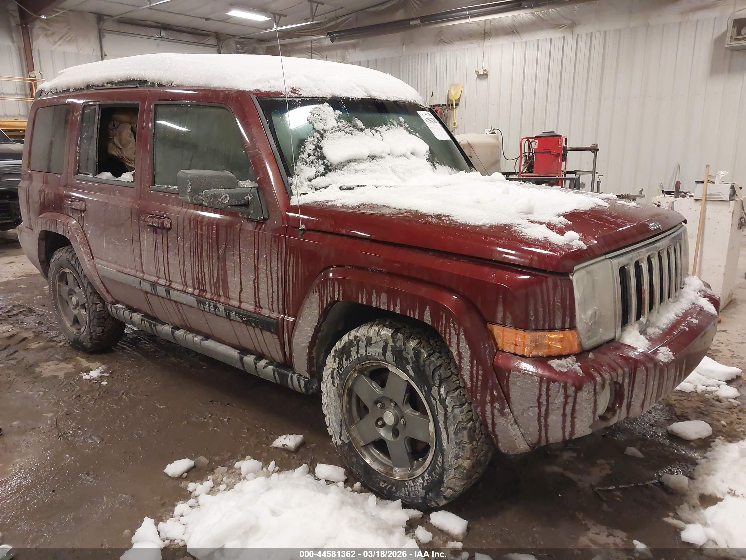 2008 Jeep Commander Sport, VIN 1J8HG48K68C108024 — Interior fire