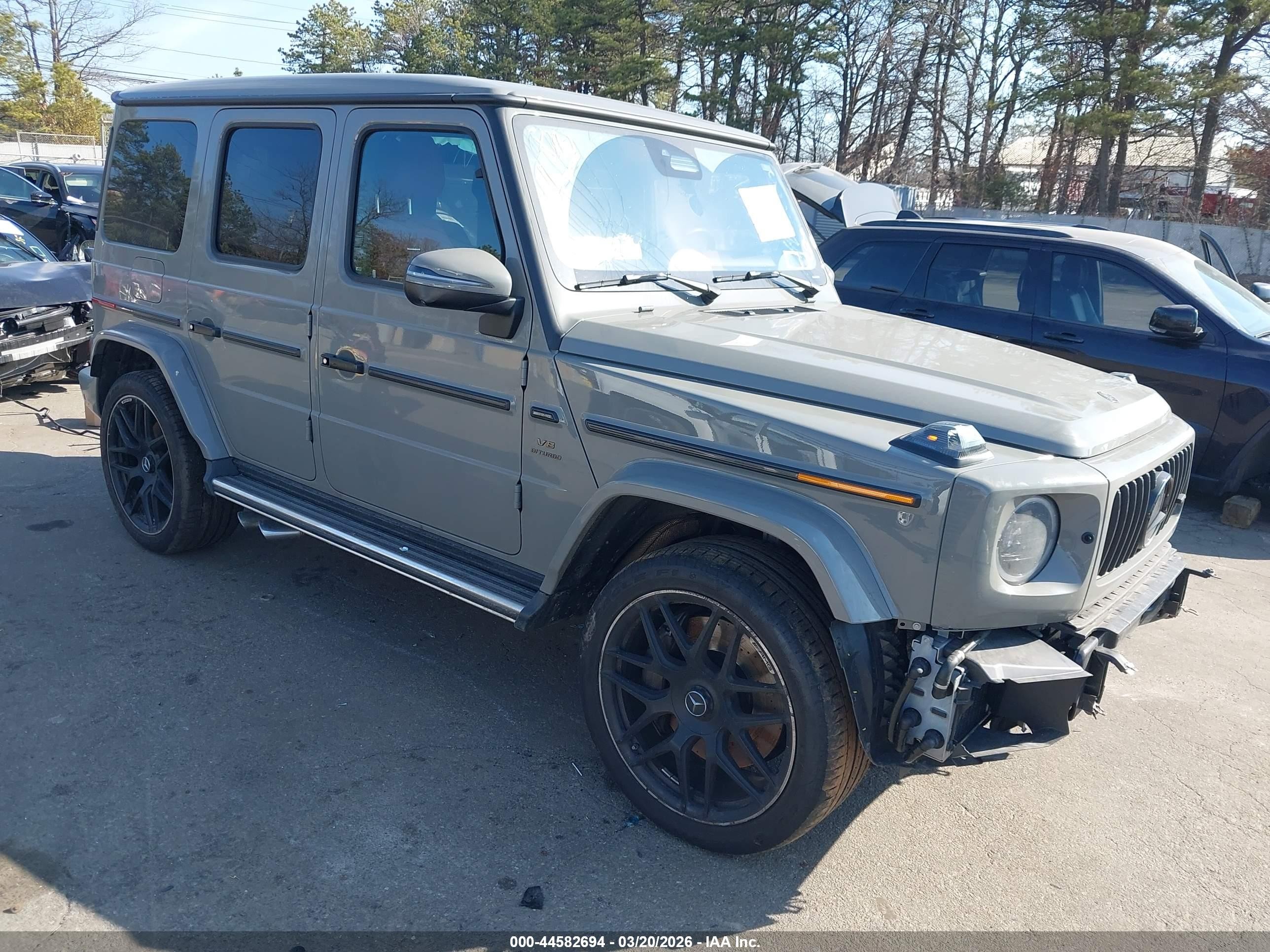 2025 Mercedes-Benz G 63 AMG, VIN W1NWH5AB5SX020845 — Front end