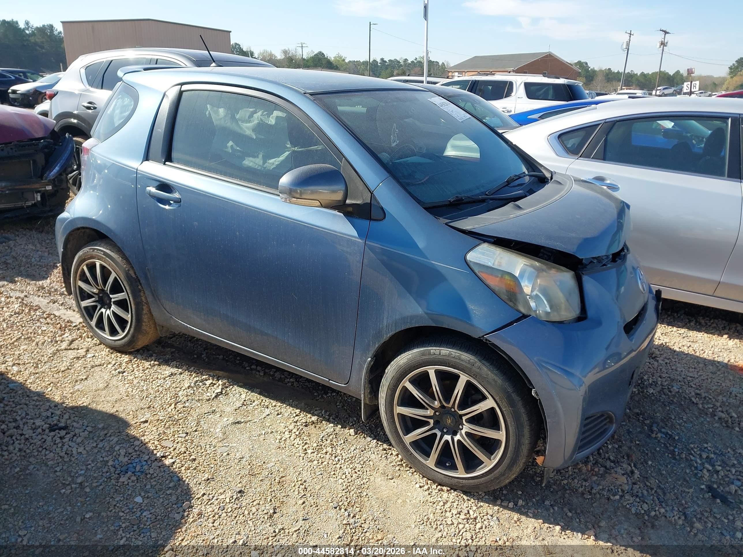 2013 Scion iQ, VIN JTNJJXB08DJ023075 — Front end