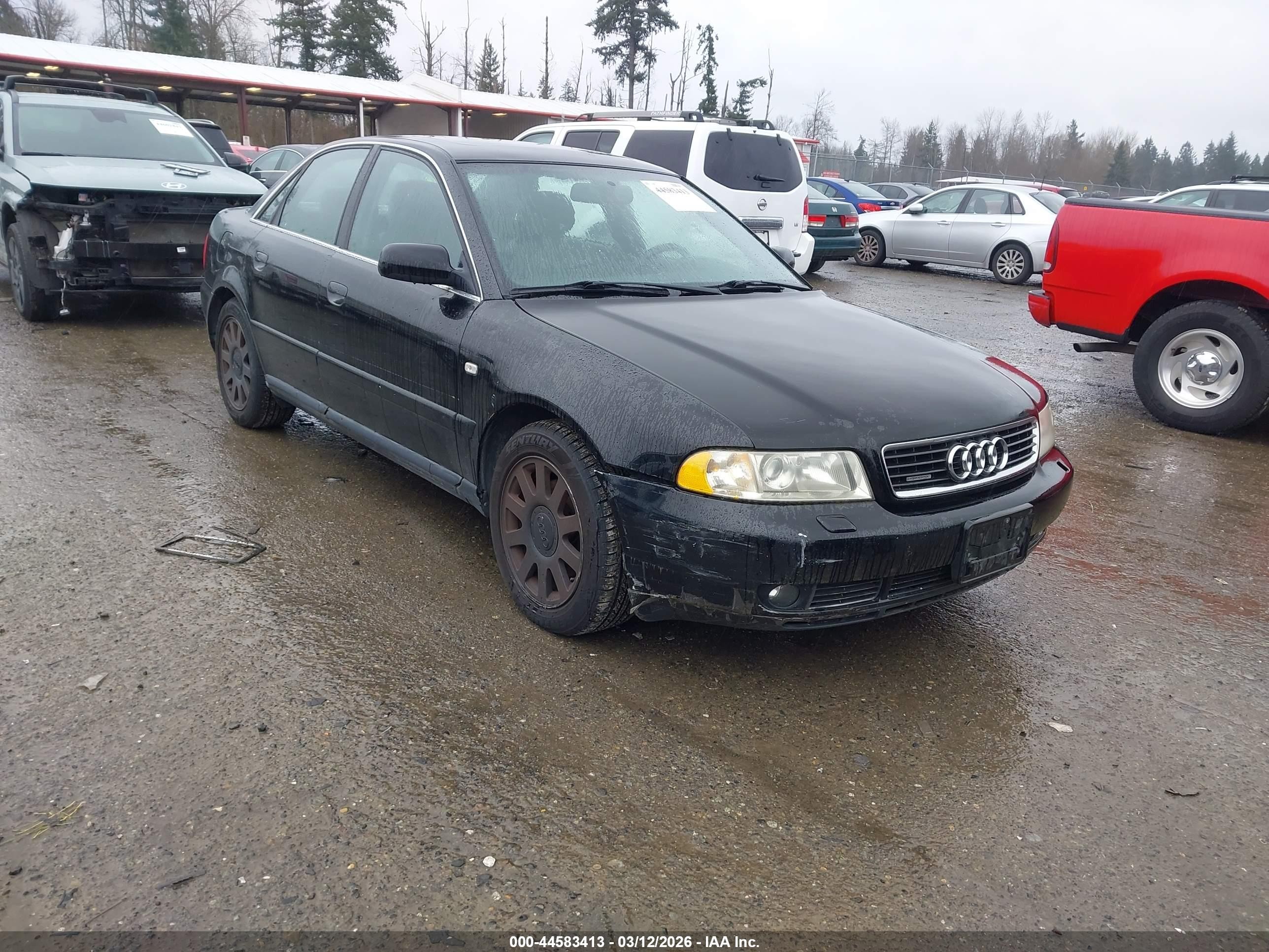 2000 Audi A4, VIN WAUDH28D6YA085653 — Front end