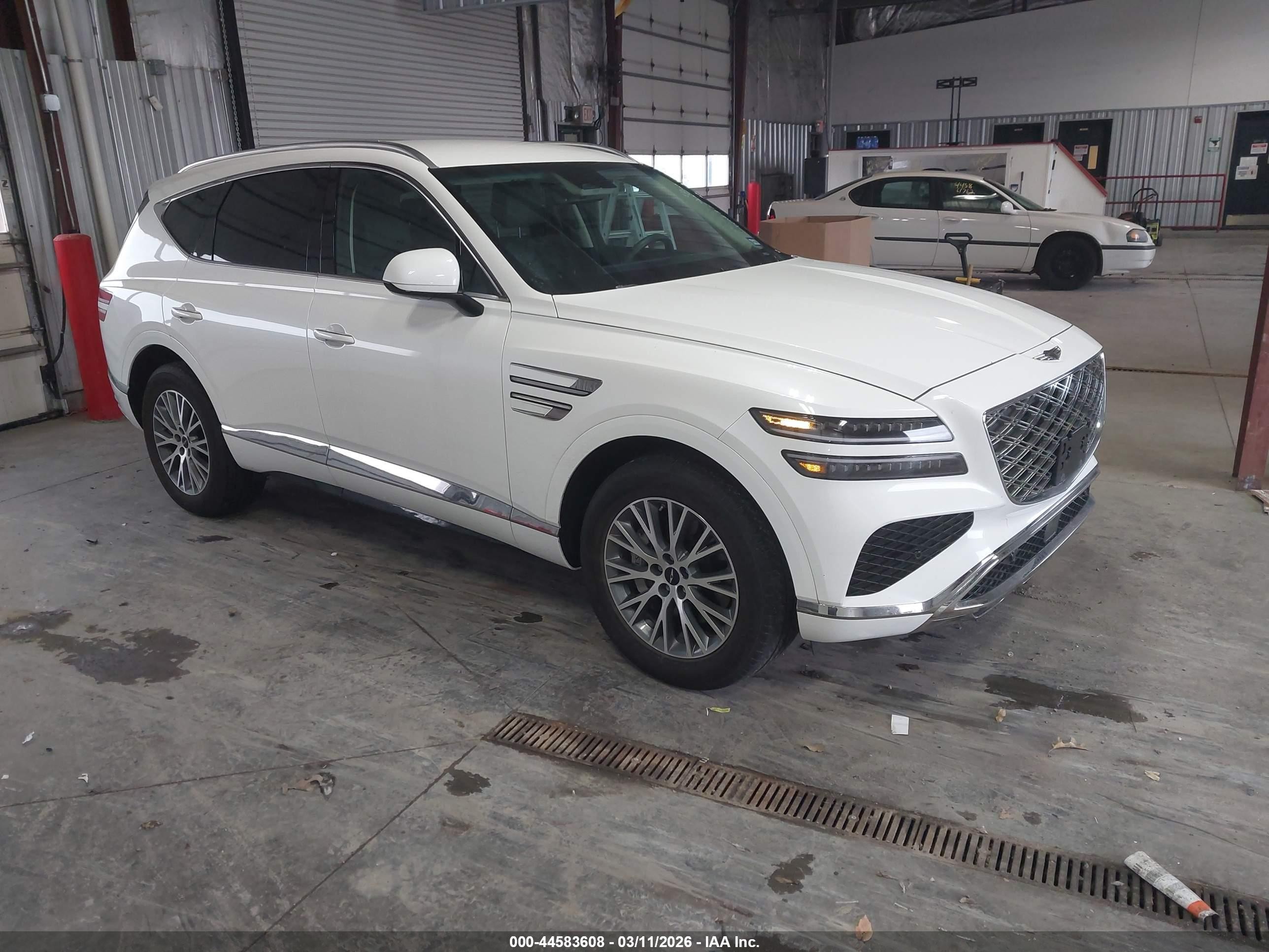 2025 Genesis GV80 Standard, VIN KMUHFESB1SU241085 — Rear end