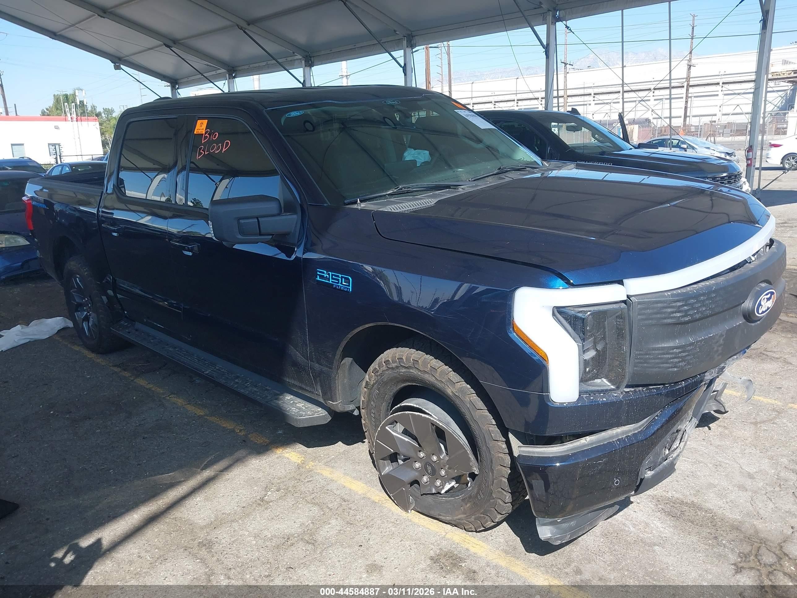 2024 Ford F-150 Lightning Flash, VIN 1FTVW3L73RWG23475 — Front end