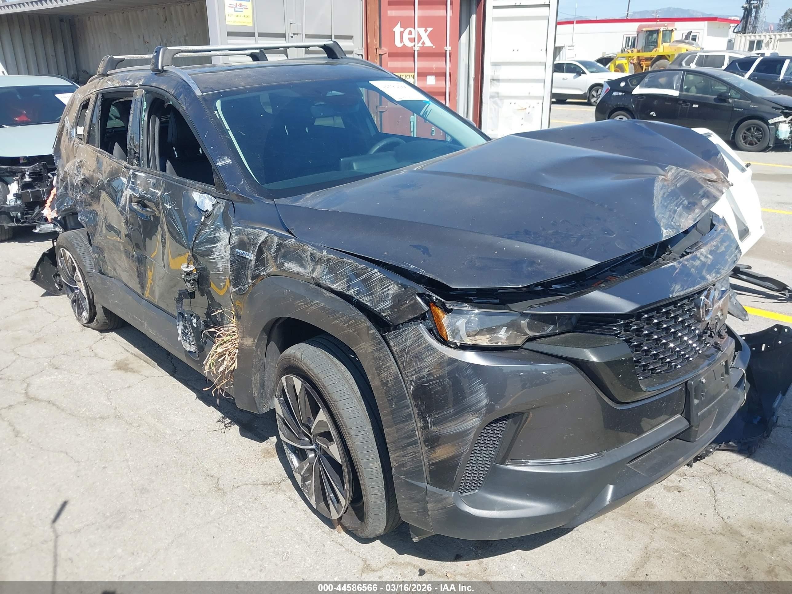 2025 Mazda CX-50 Hybrid Premium Plus Package, VIN 7MMVAAEW0SN109828 — Rollover