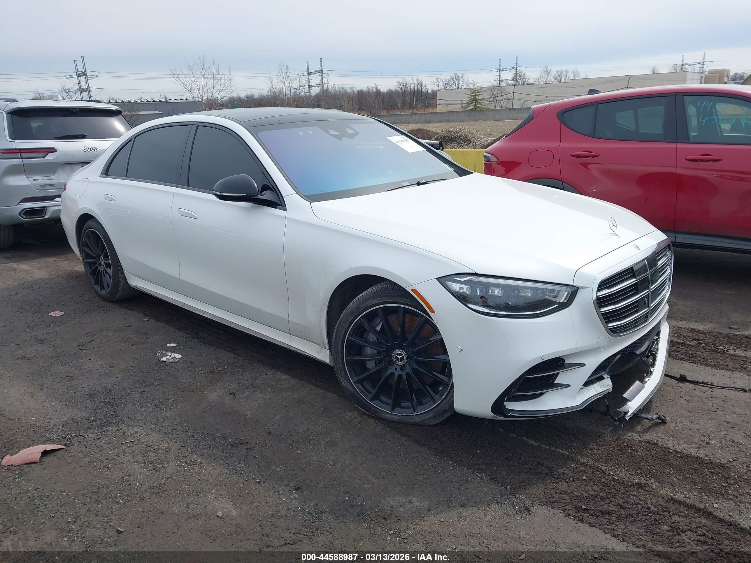 2025 Mercedes-Benz S 580, VIN W1K6G7GB8SA314651 — Front end