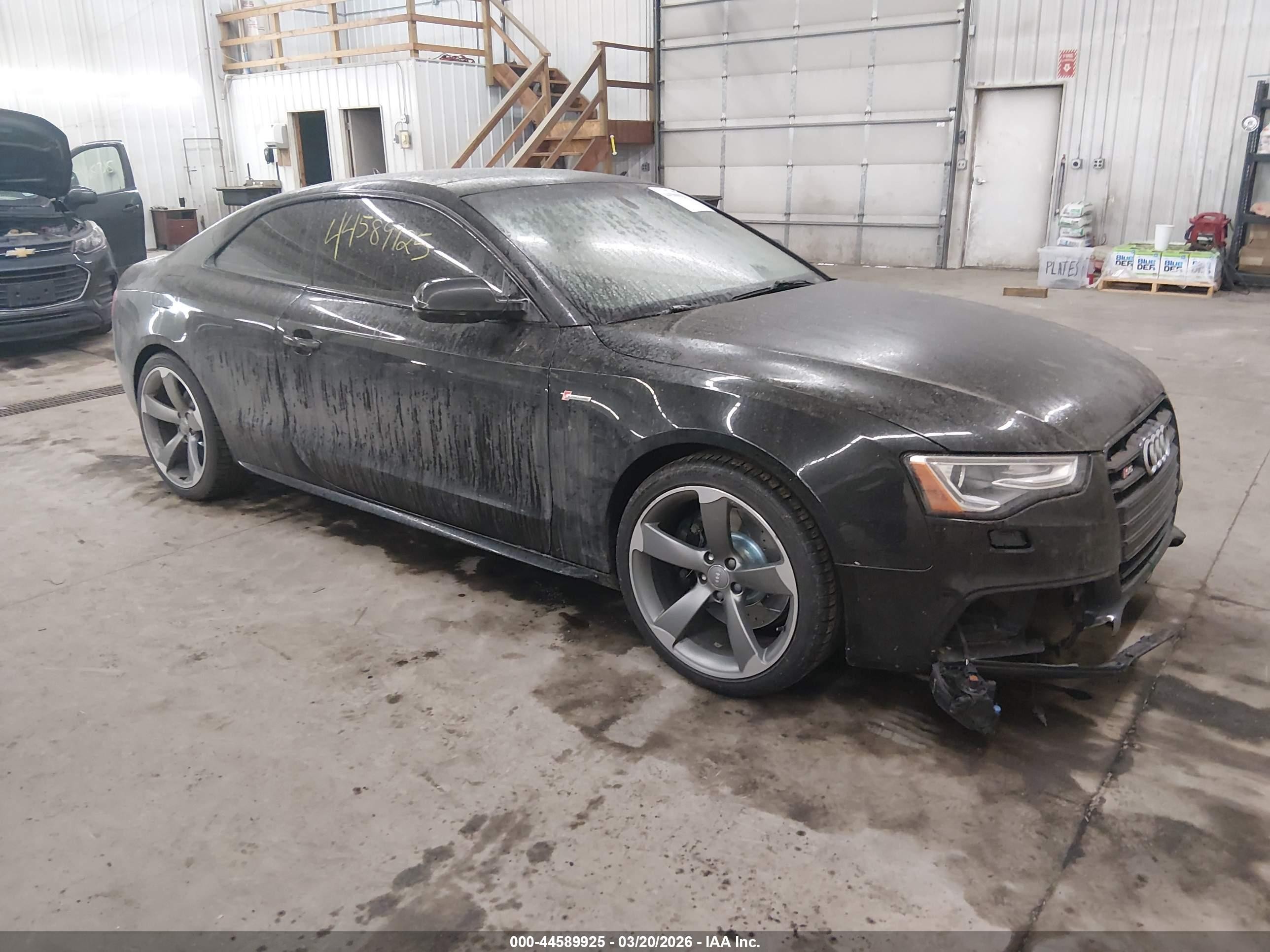 2016 Audi S5 Premium Plus, VIN WAUC4AFR4GA026602 — Бок