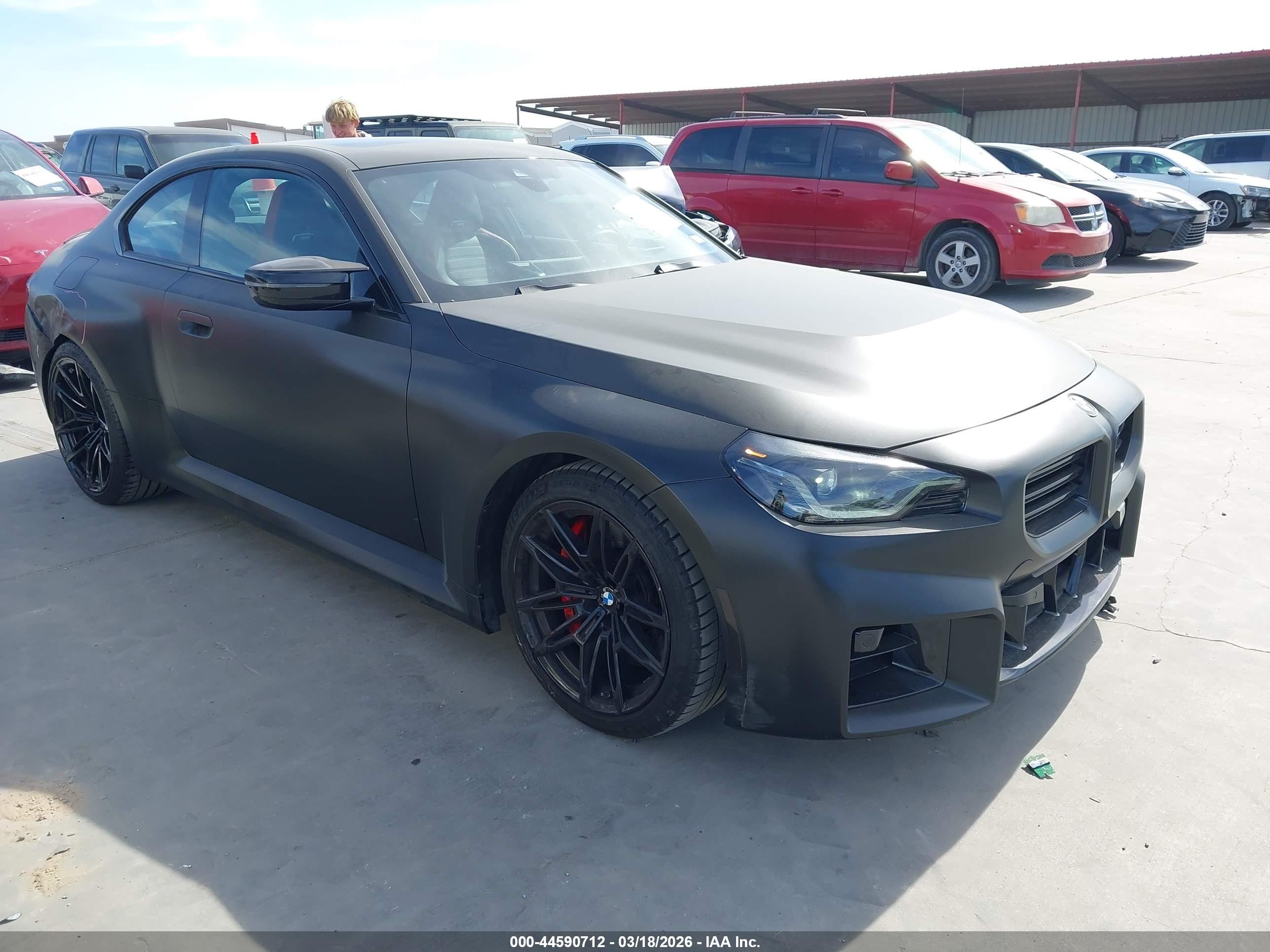2025 BMW M2, VIN 3MF23DM02S8E99892 — Бок