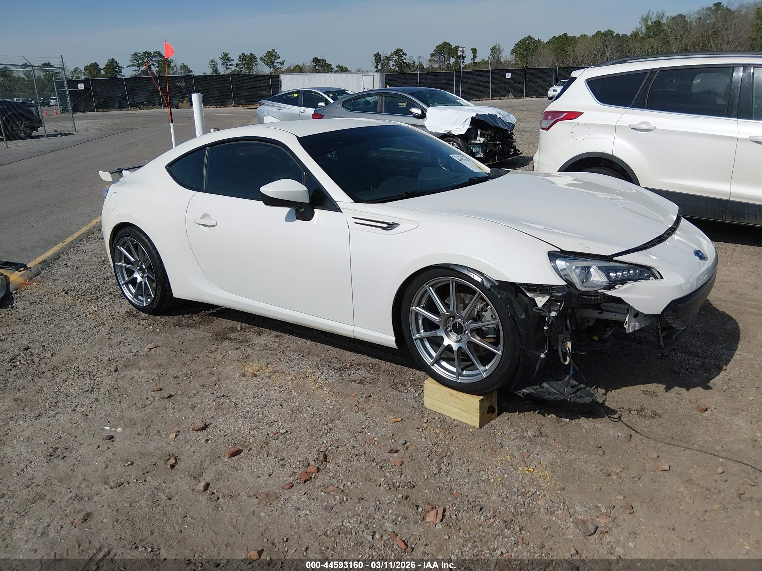 2018 Subaru BRZ Limited, VIN JF1ZCAC1XJ9602870 — Перед
