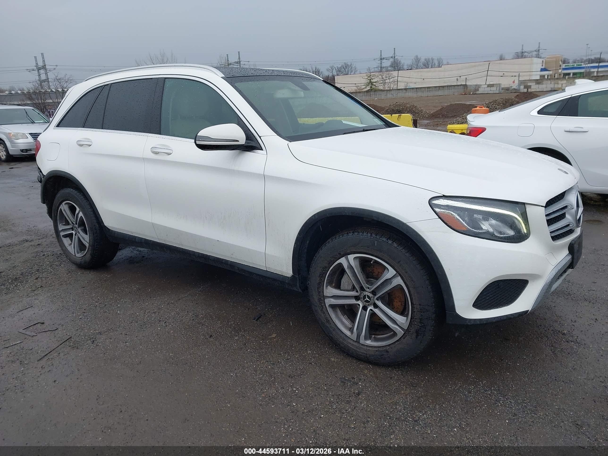 2019 Mercedes-Benz GLC 300, VIN WDC0G4KBXKF644472 — Rear end