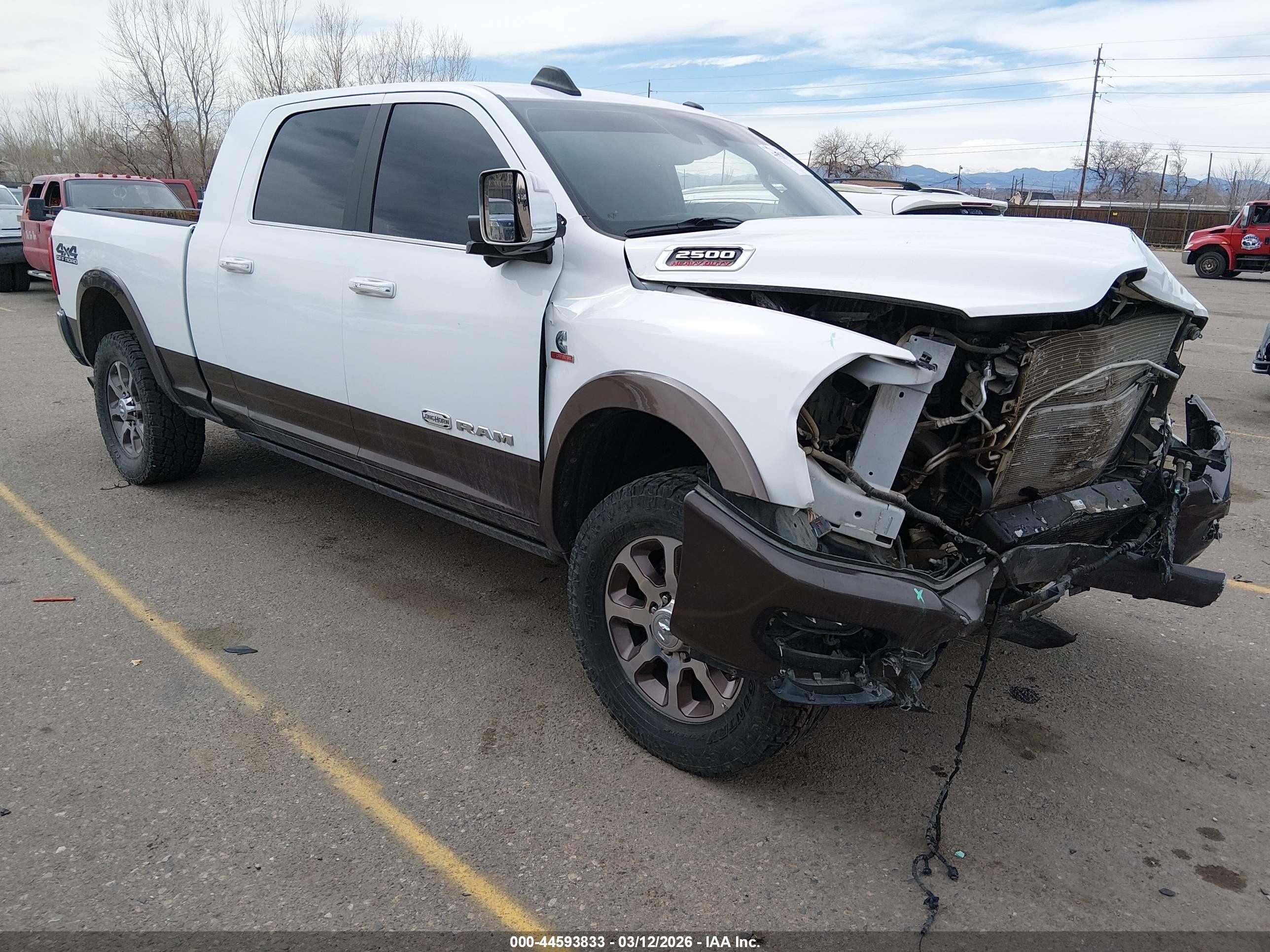 2020 Ram 2500 Longhorn, VIN 3C6UR5PL8LG141510 — Front end