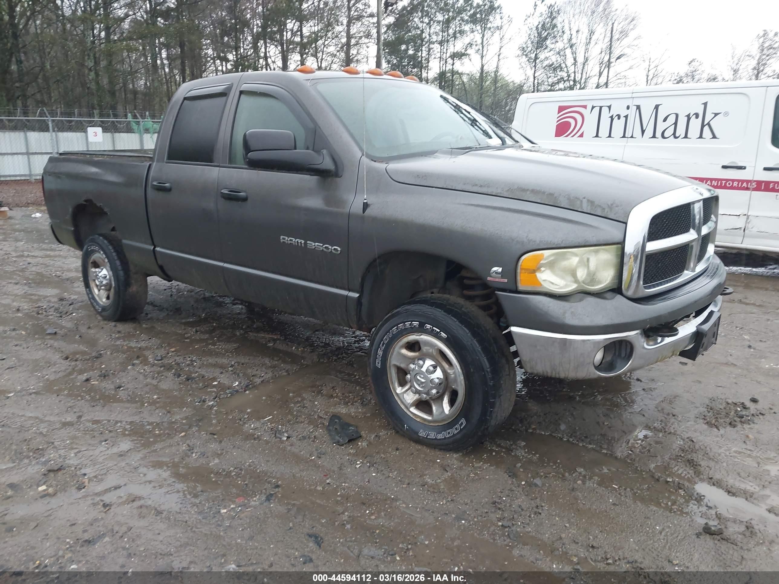 2004 Dodge 3500 SLT, VIN 3D7LU38CX4G230315 — Бок