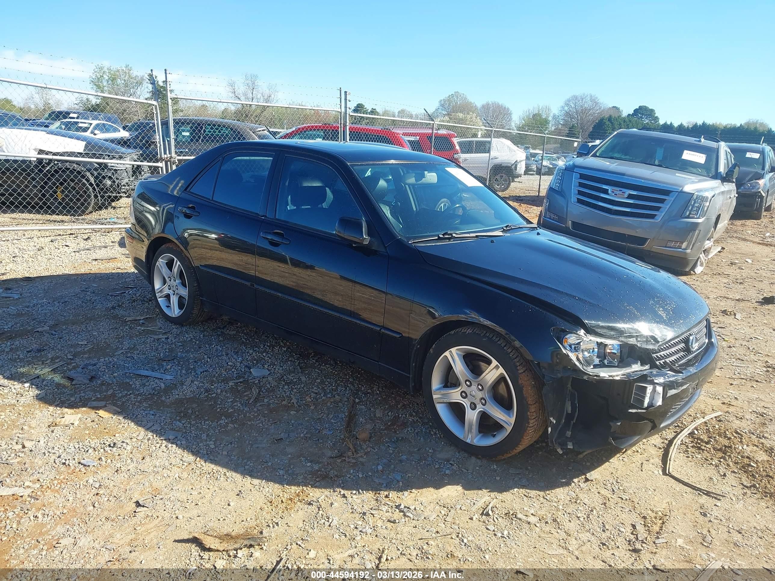2005 Lexus IS 300, VIN JTHBD192850096957 — Front end