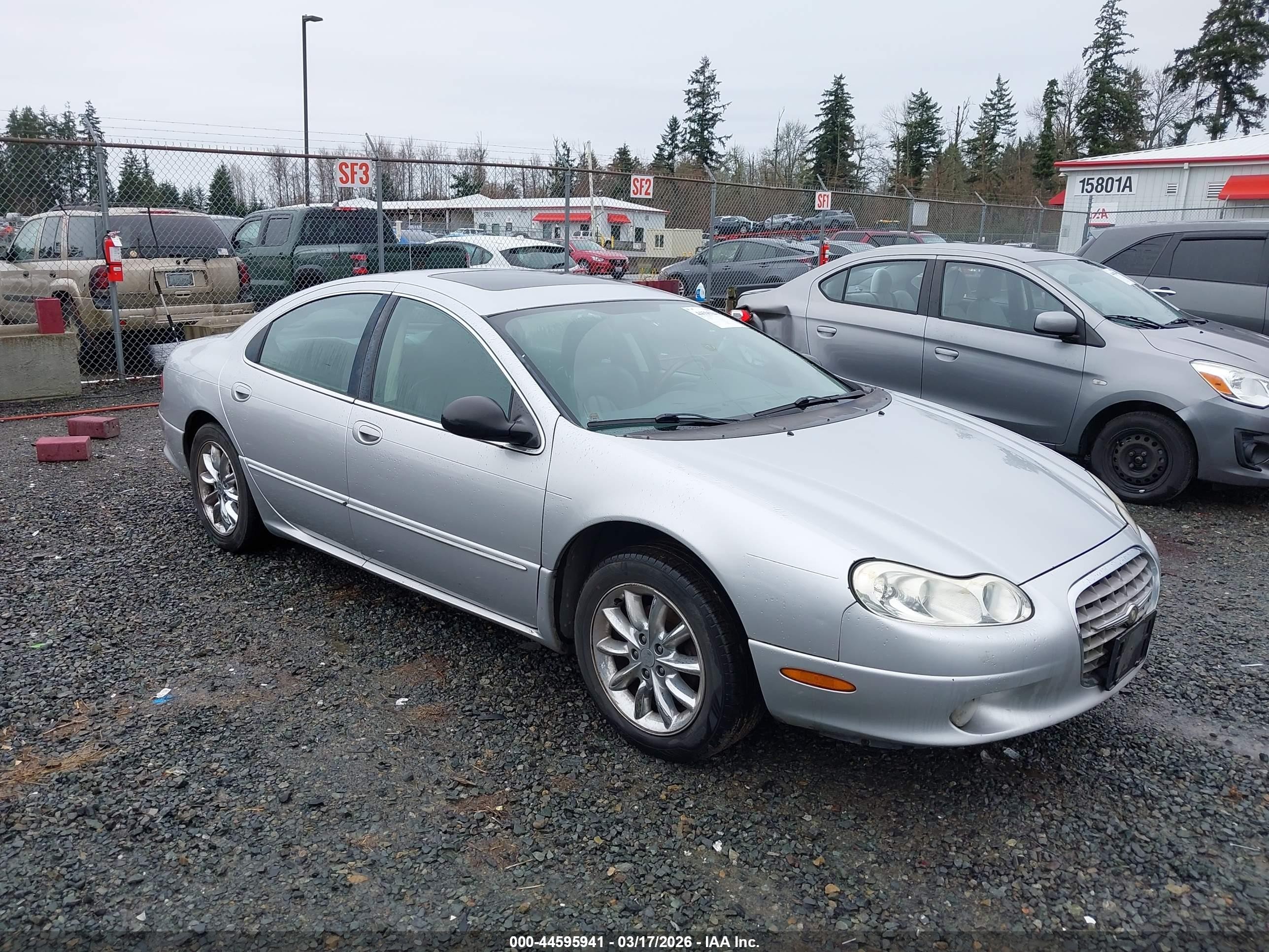 2004 Chrysler Concorde Limited, VIN 2C3HD56G24H694625 — Rear end