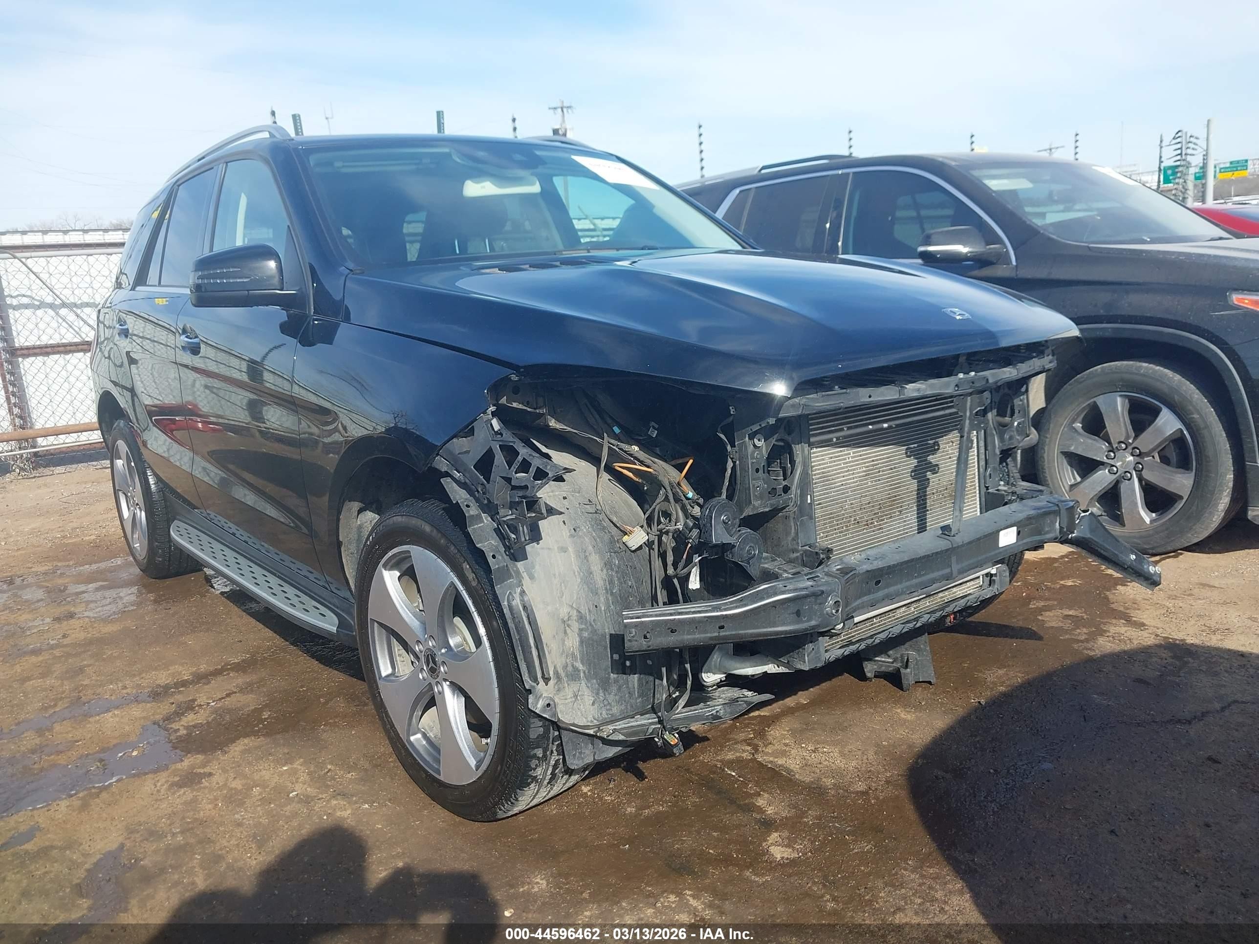 2018 Mercedes-Benz GLE 350, VIN 4JGDA5JB5JB052477 — Front end