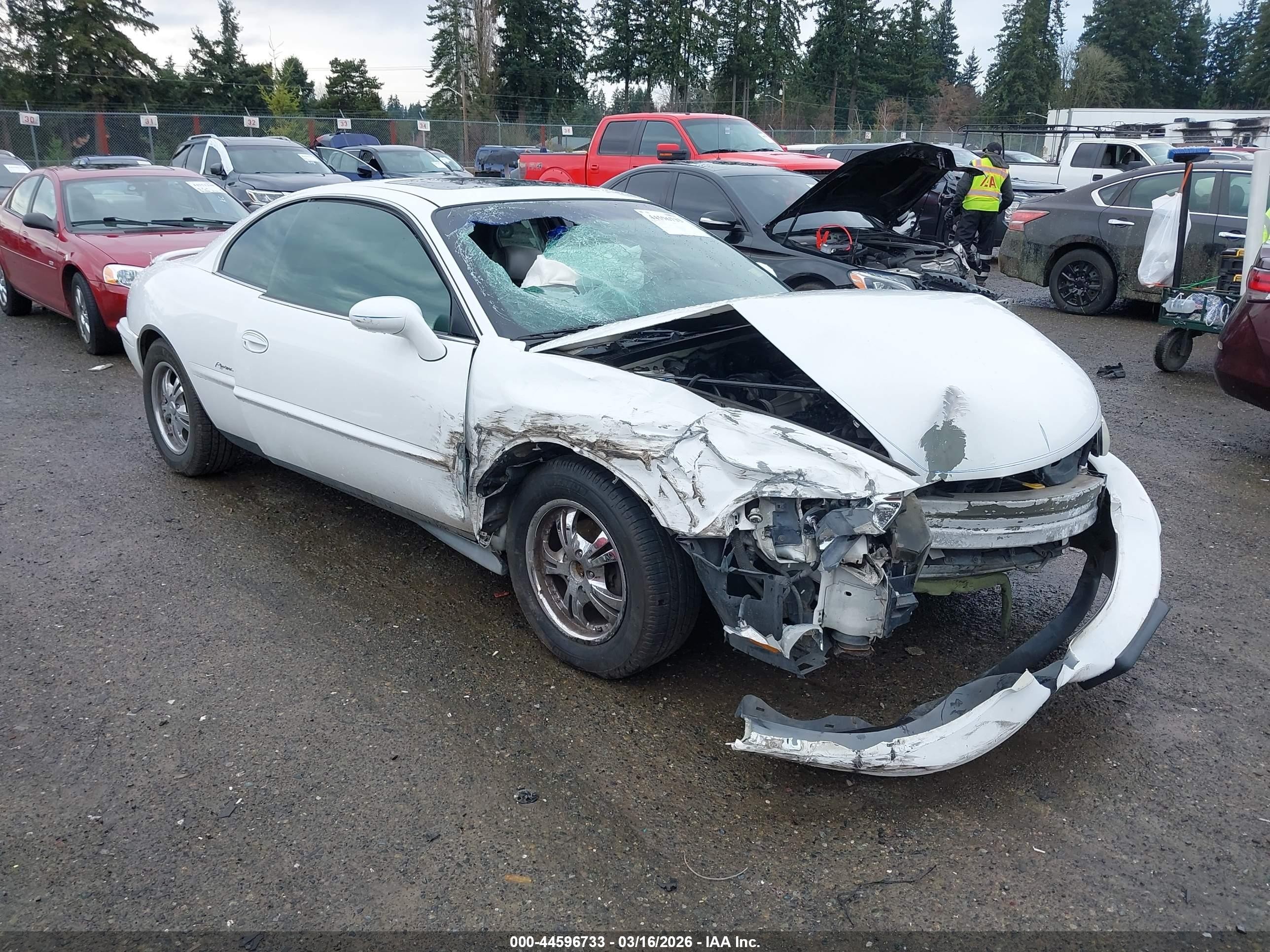 1996 Buick Riviera, VIN 1G4GD221XT4703912 — Перед