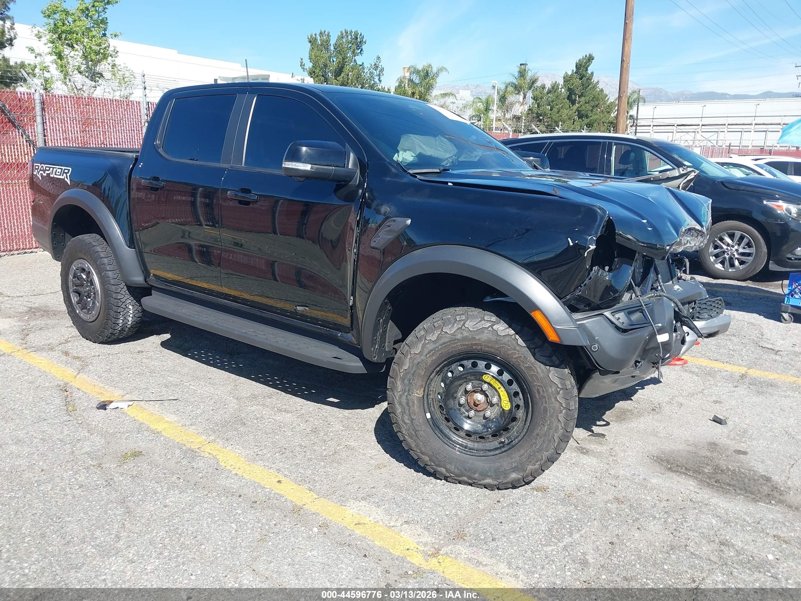 2024 Ford Ranger Raptor, VIN 1FTER4LR6RLE31032 — Front end