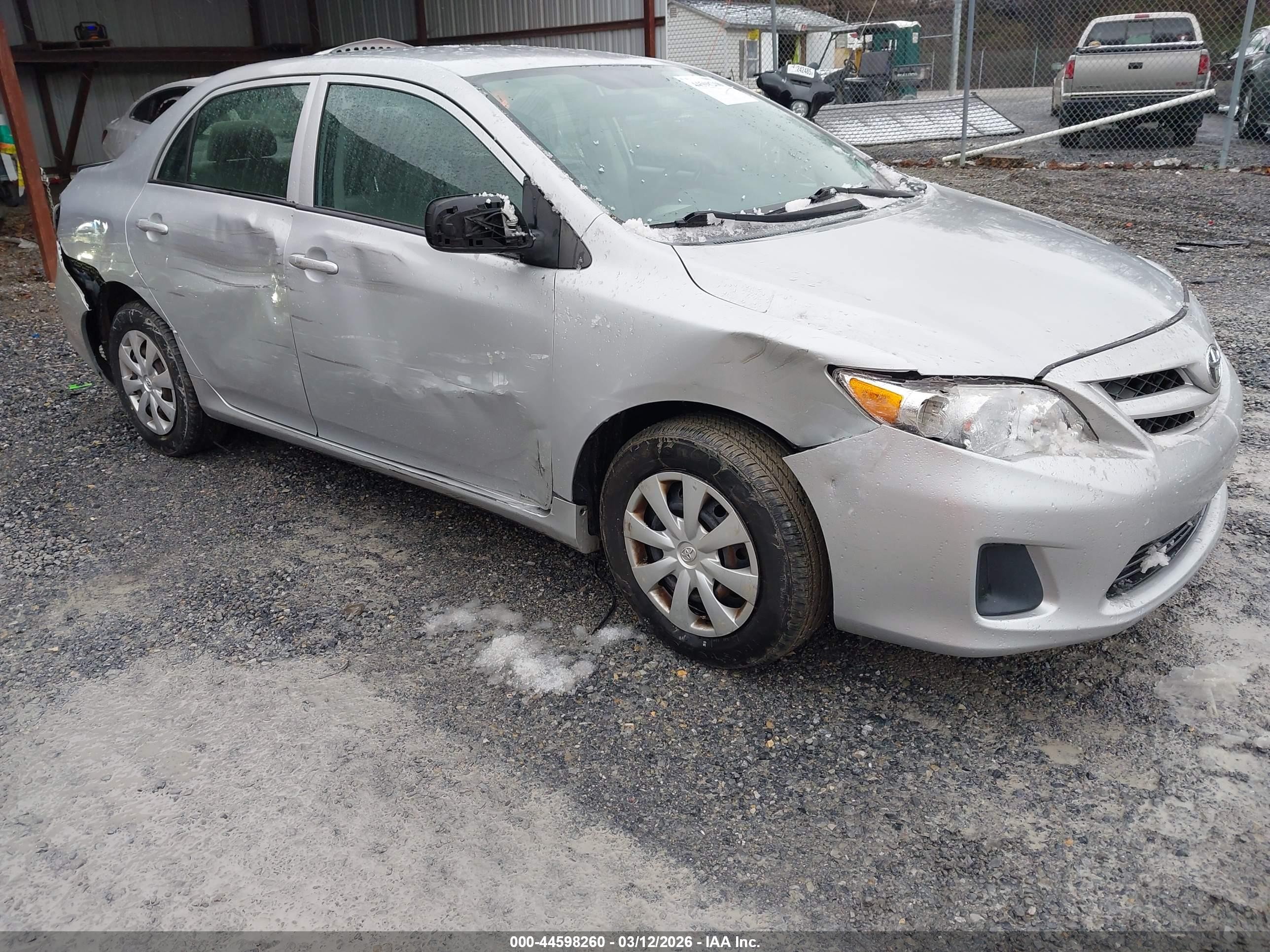 2013 Toyota Corolla LE, VIN 2T1BU4EE3DC929619 — All over