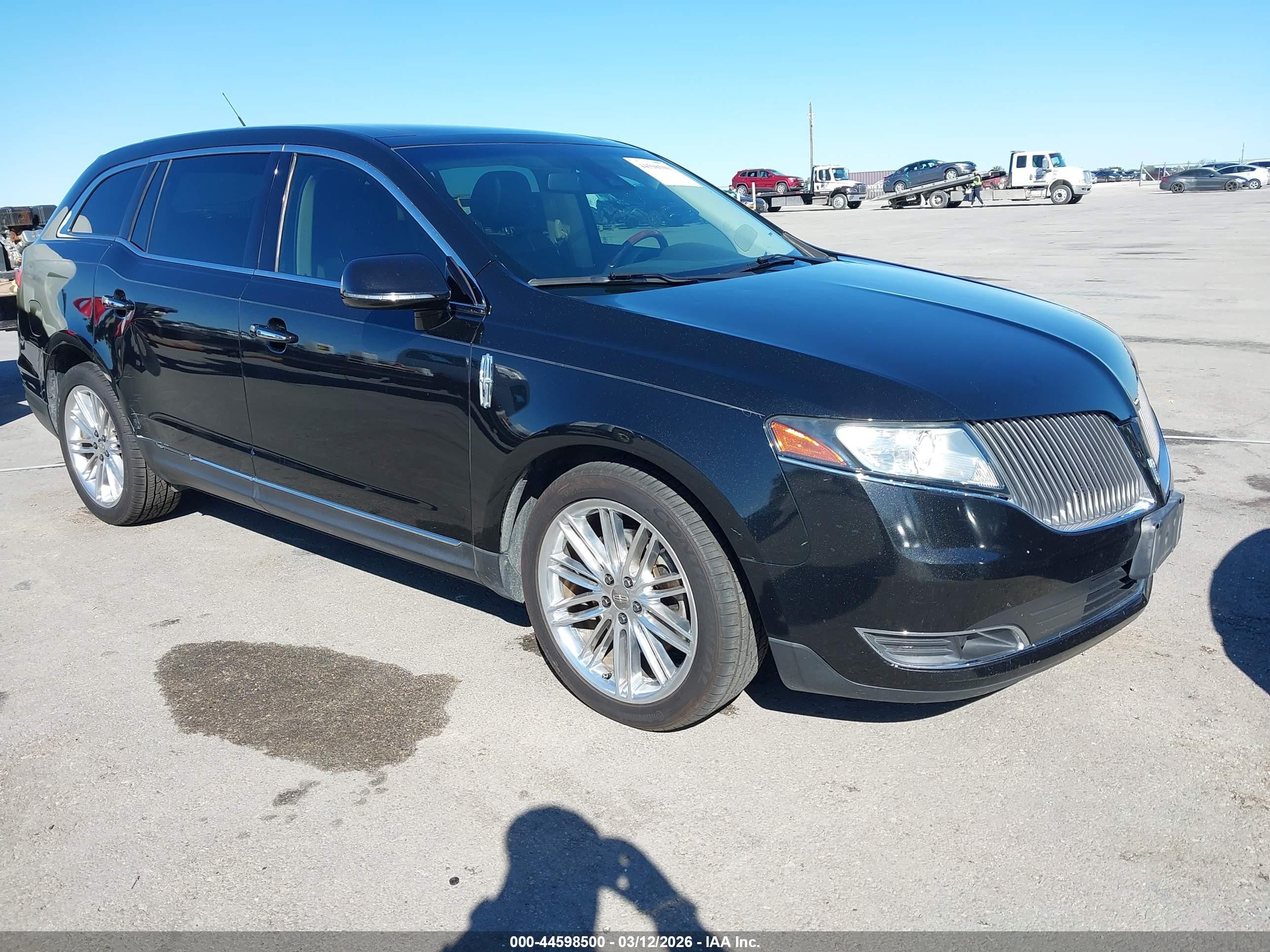 2015 Lincoln MKT EcoBoost, VIN 2LMHJ5AT3FBL02069 — Hail