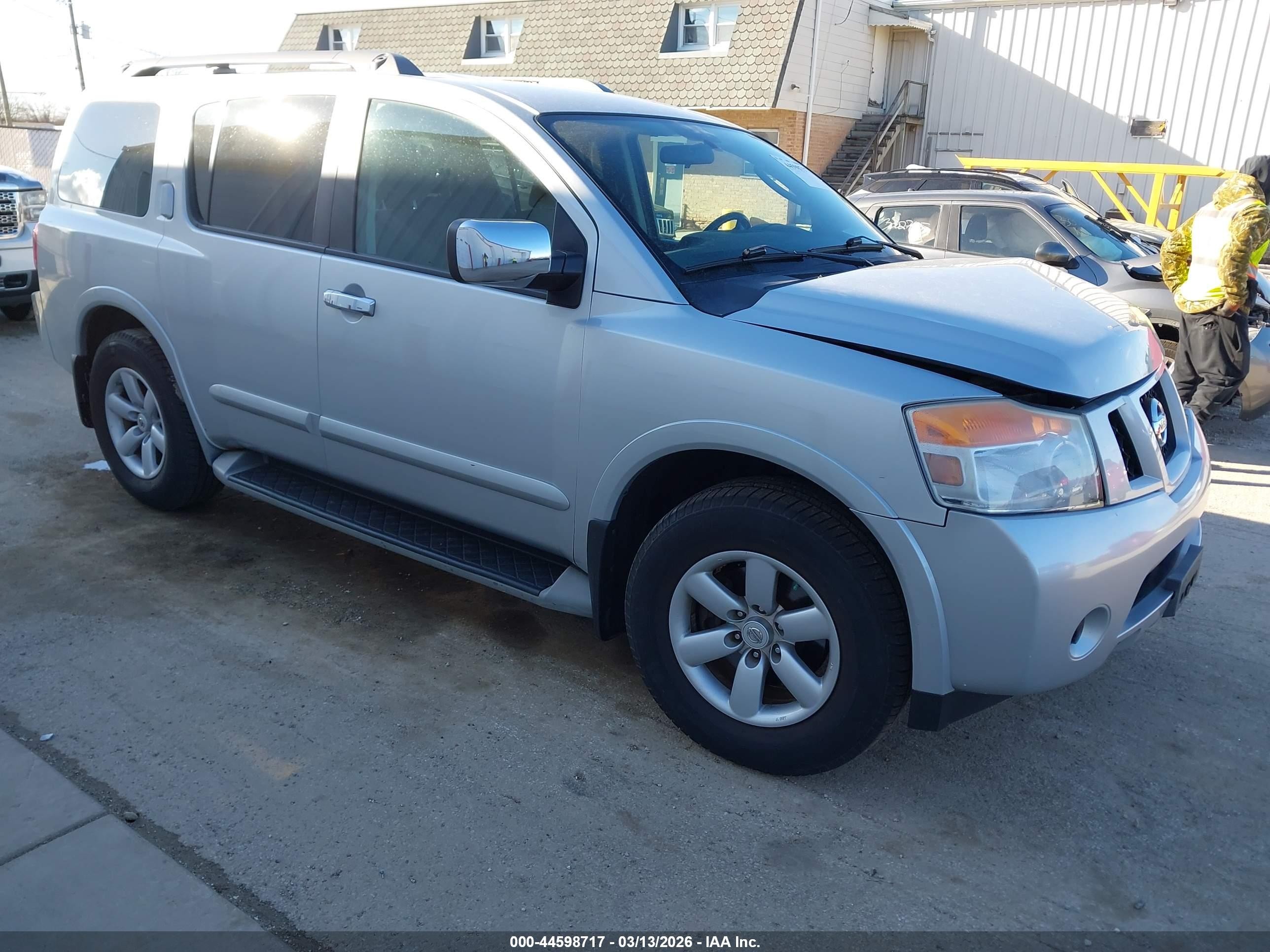 2011 Nissan Armada SV, VIN 5N1BA0ND2BN612476 — Front end