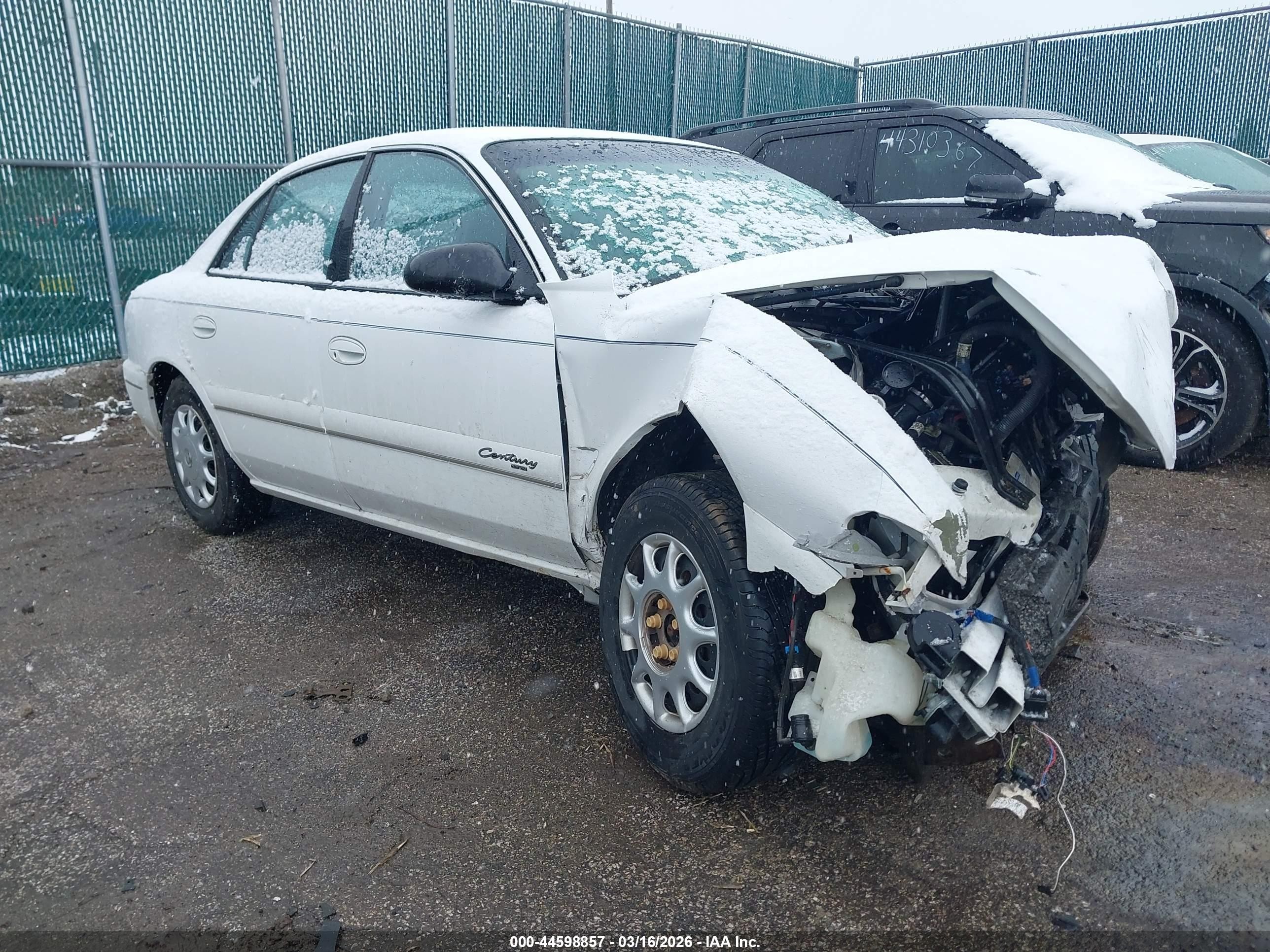 1998 Buick Century Custom, VIN 2G4WS52MXW1452094 — Перед