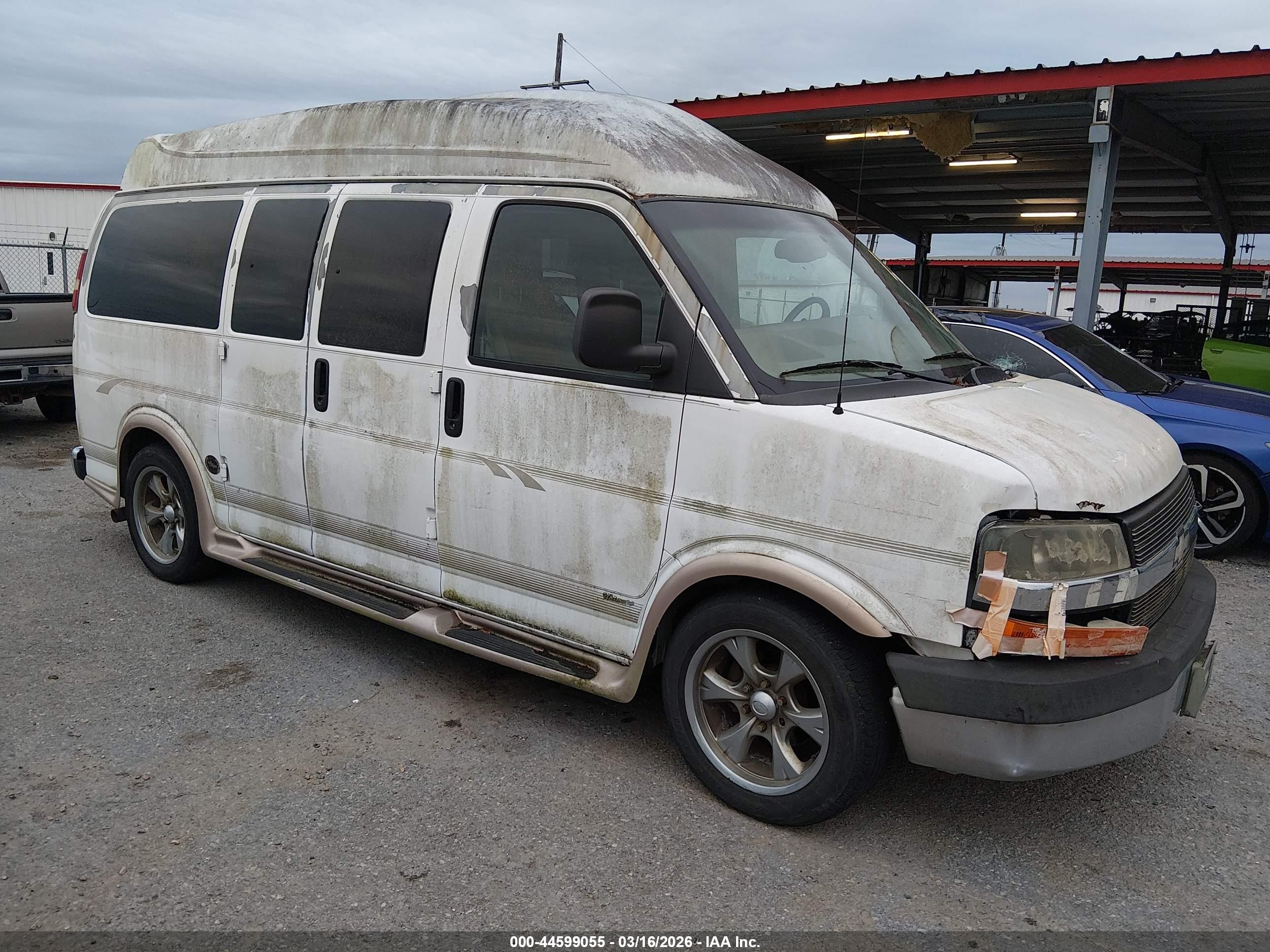 2004 Chevrolet Express Passenger, VIN 1GBFG15T441122265 — All over