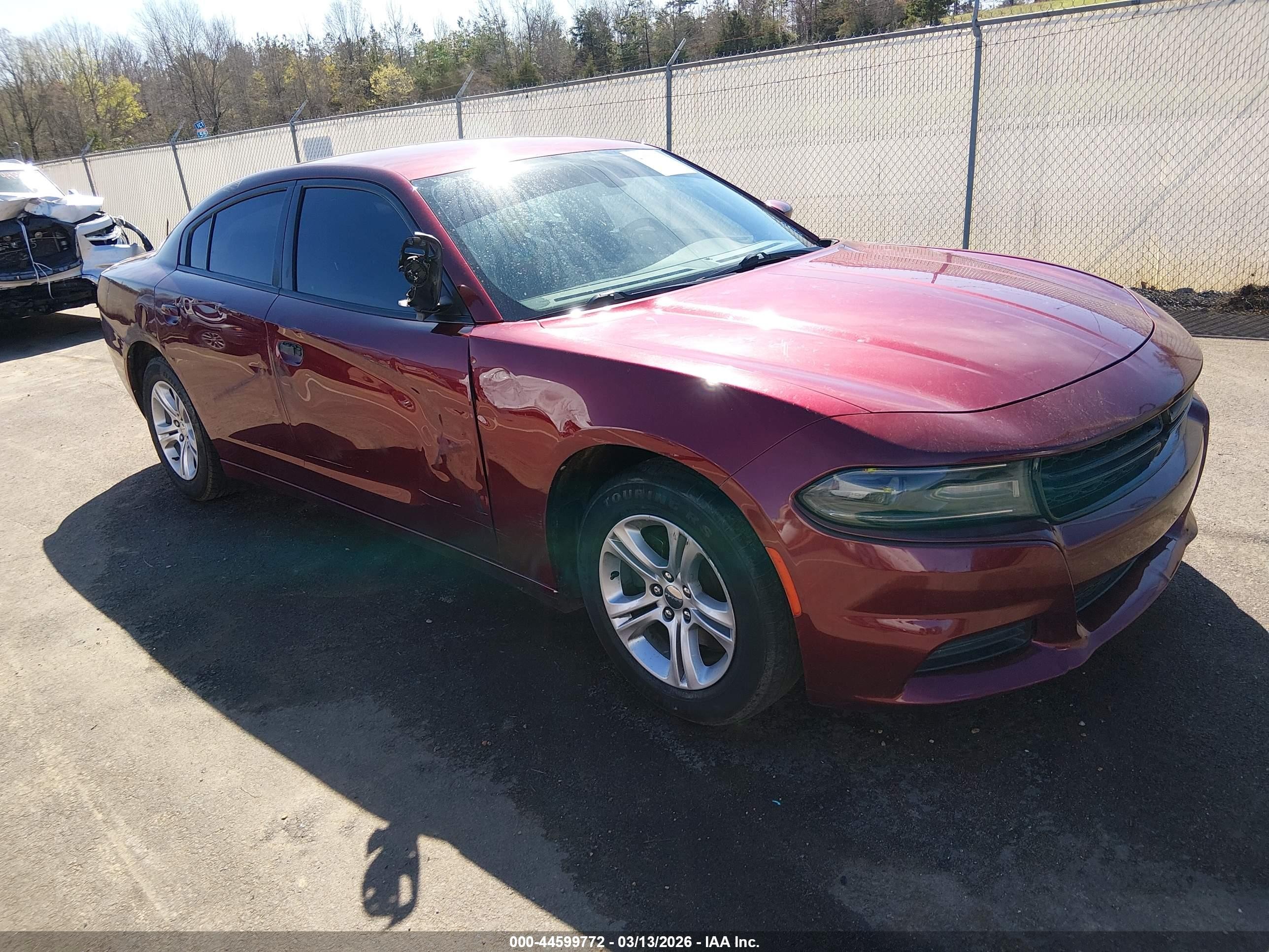2018 Dodge Charger SXT, VIN 2C3CDXBG9JH329138 — Side