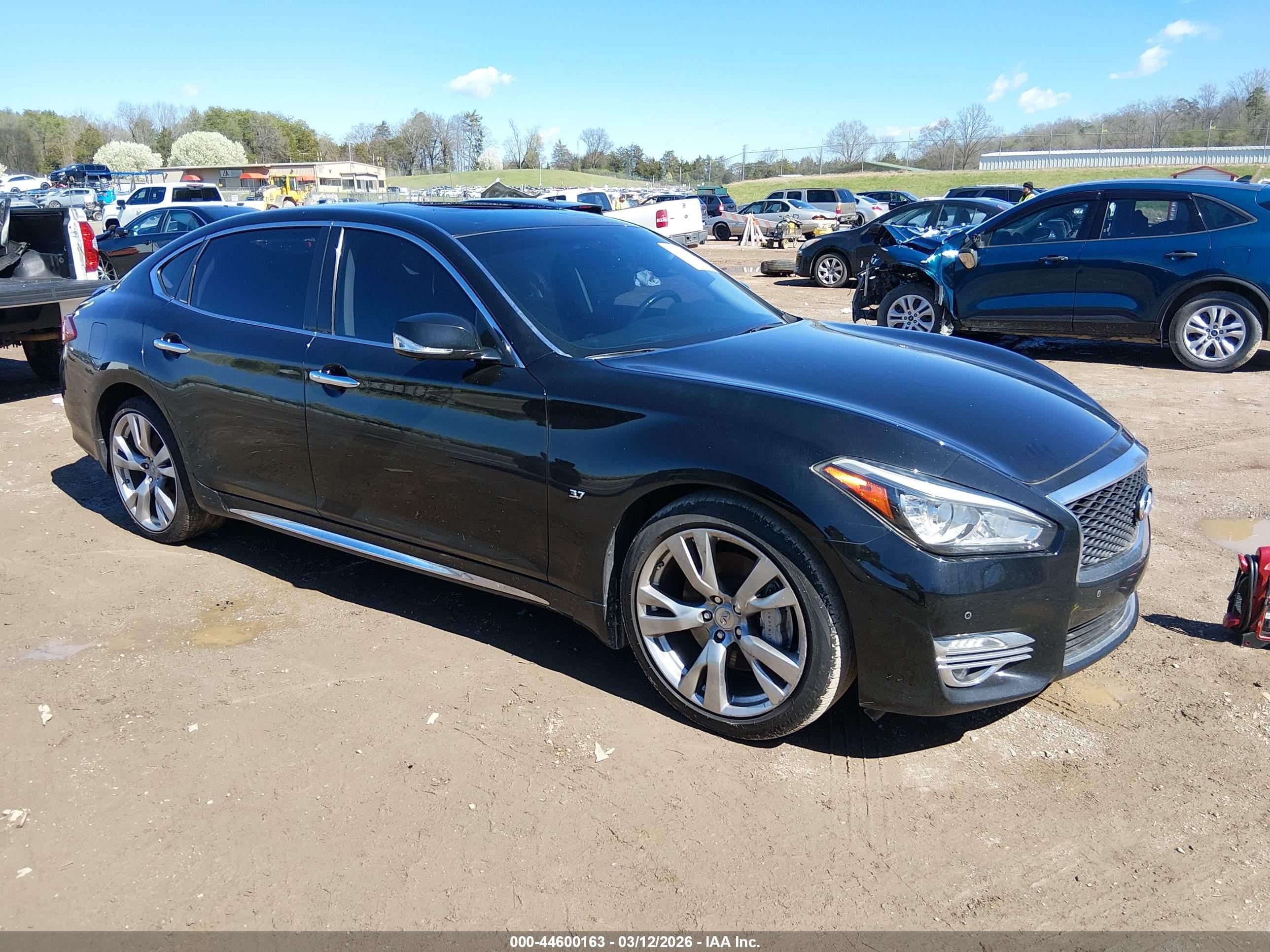 2016 Infiniti Q70, VIN JN1BY1PP1GM631338 — Electrical