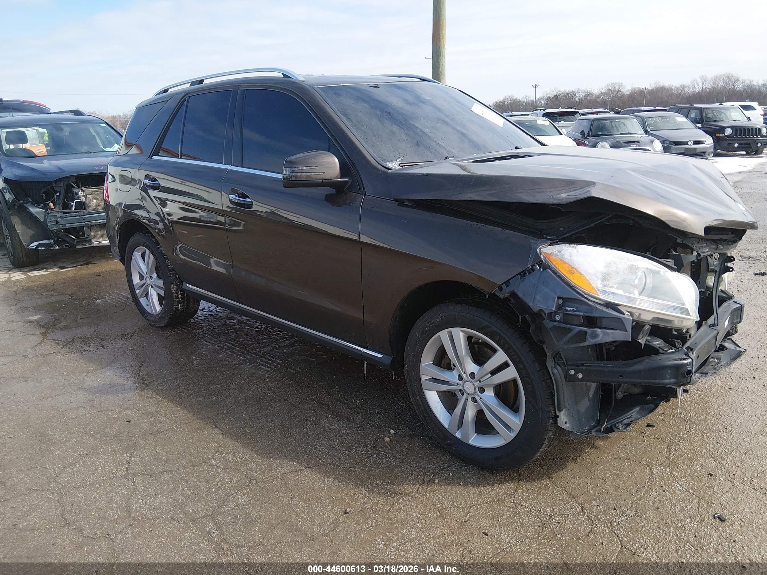 2014 Mercedes-Benz M 350, VIN 4JGDA5HB9EA352959 — Frame damage