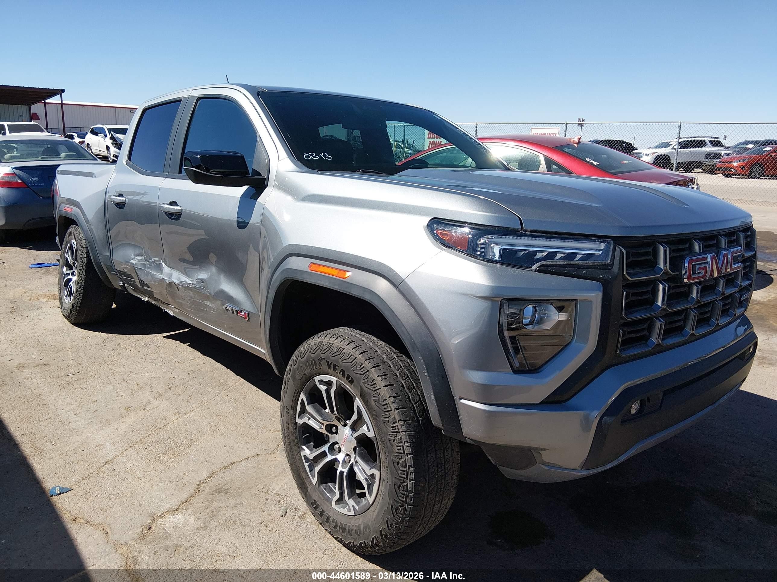 2023 GMC Canyon 4WD AT4, VIN 1GTP6DEK4P1139616 — Side