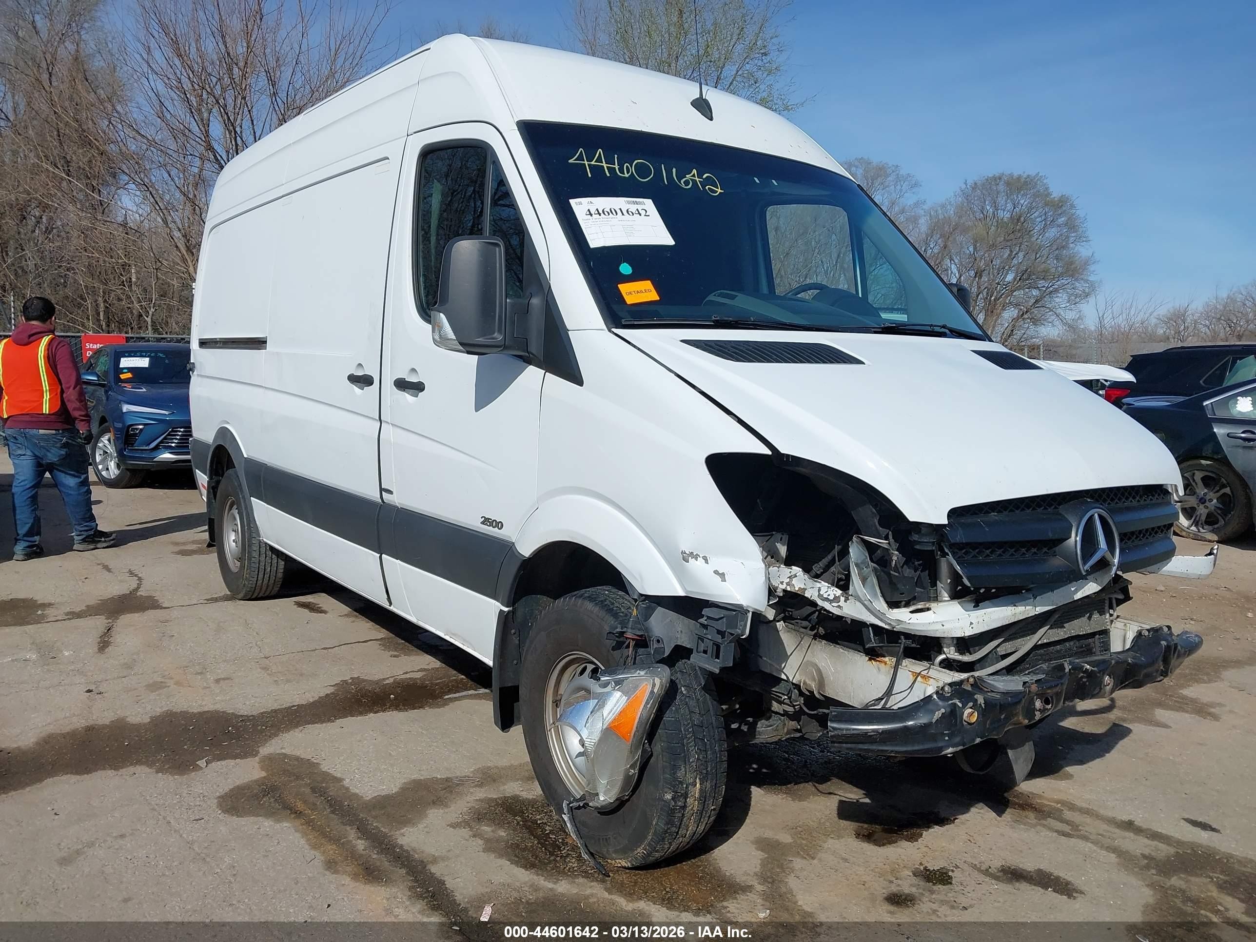 2013 Mercedes-Benz Sprinter Cargo, VIN WD3PE7CC0D5763525 — Front end