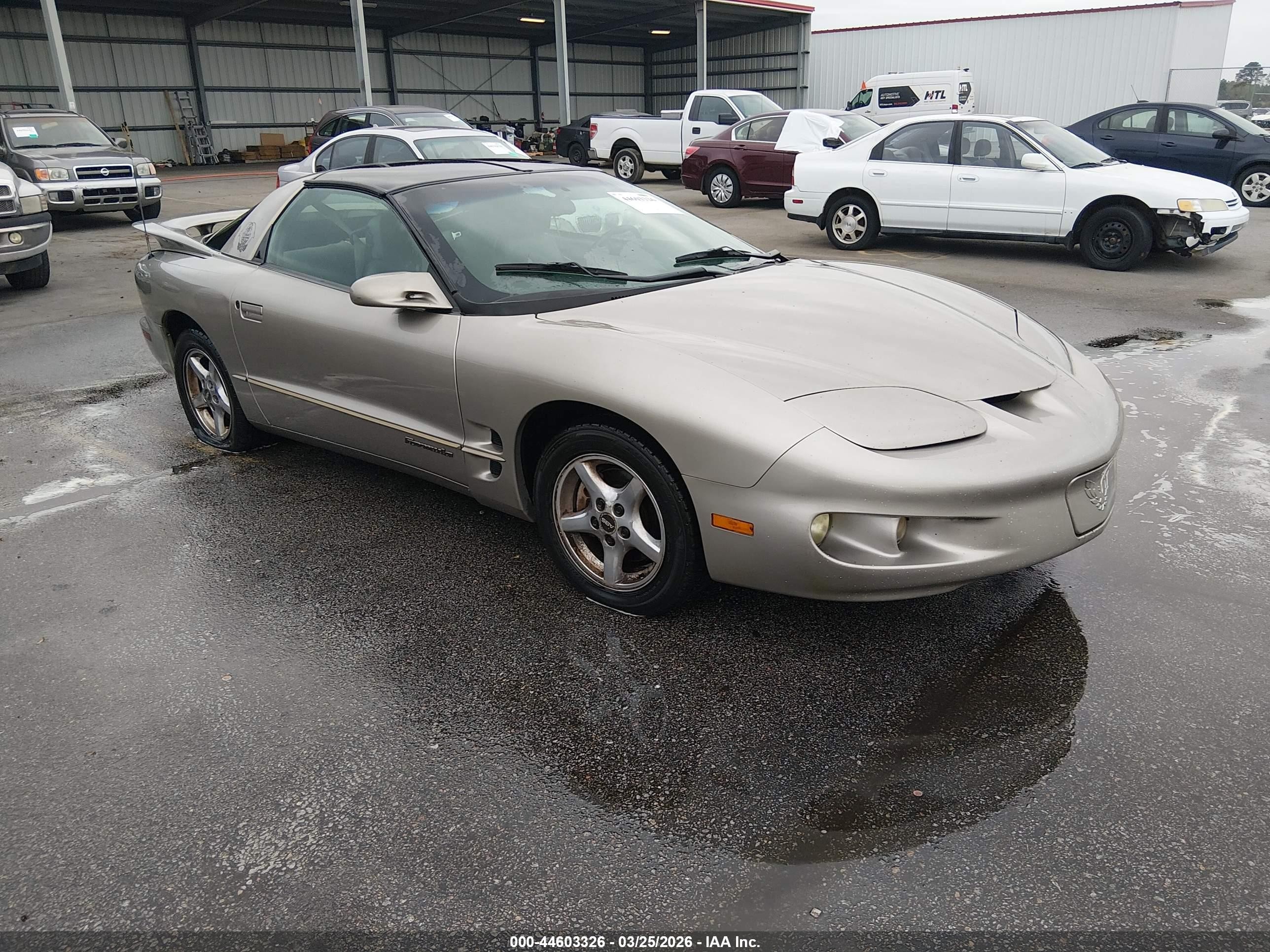 1999 Pontiac Firebird Formula, VIN 2G2FV22G1X2221086 — All over
