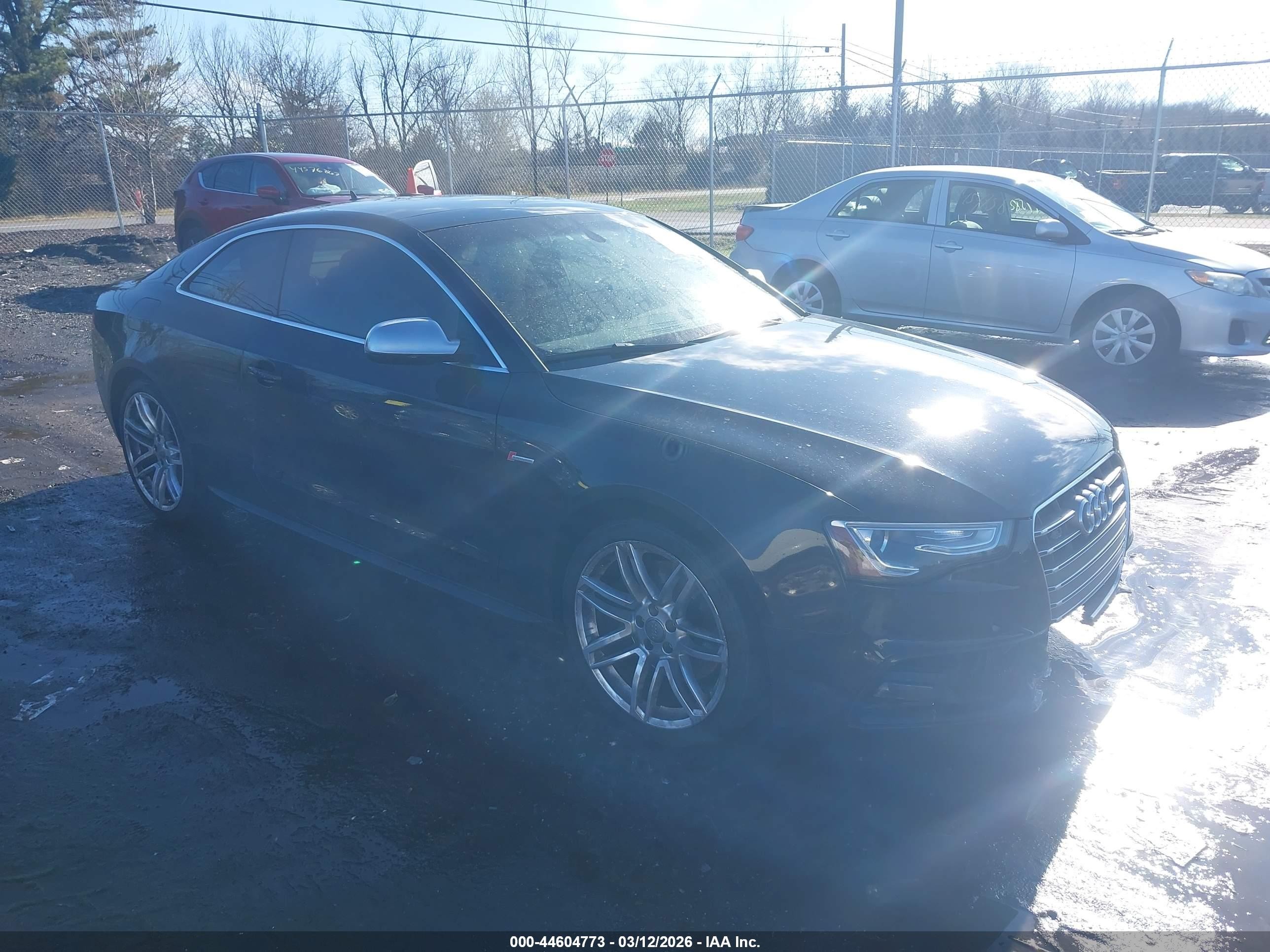 2016 Audi S5 Premium Plus, VIN WAUG4AFRXGA056821 — Перед