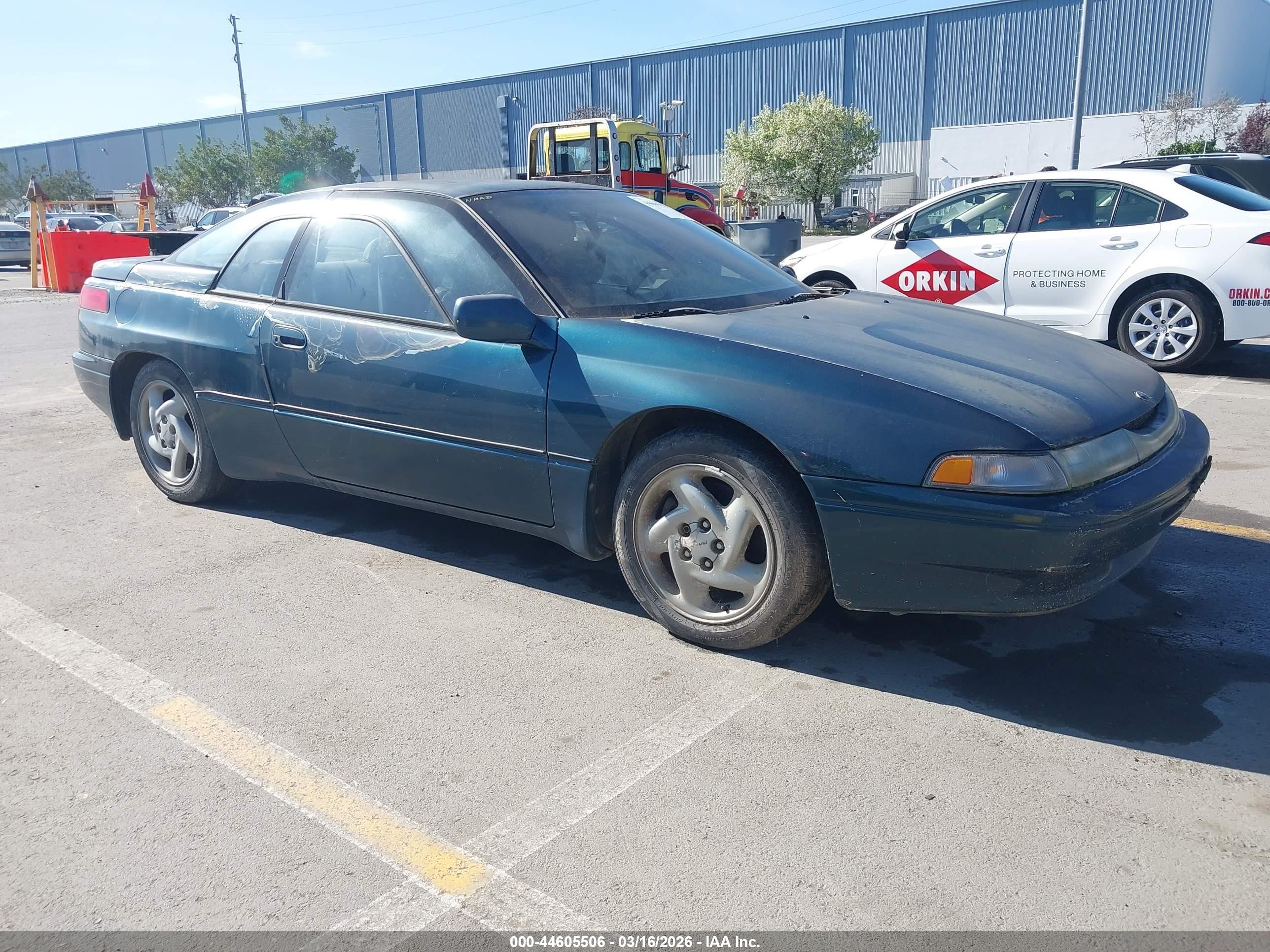 1992 Subaru SVX, VIN JF1CX3531NH101401 — Front end