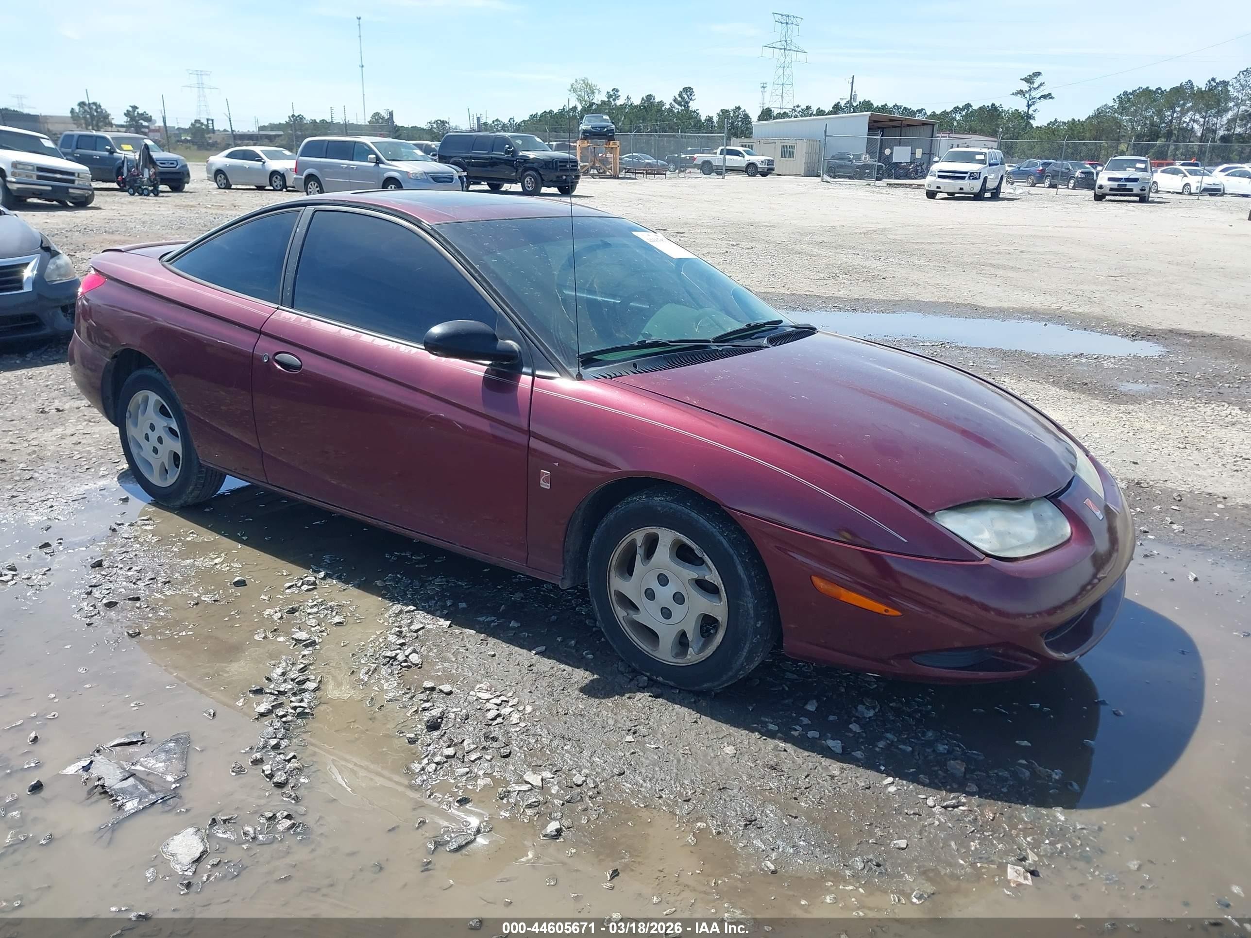 2002 Saturn SC, VIN 1G8ZN128X2Z261226 — Front end