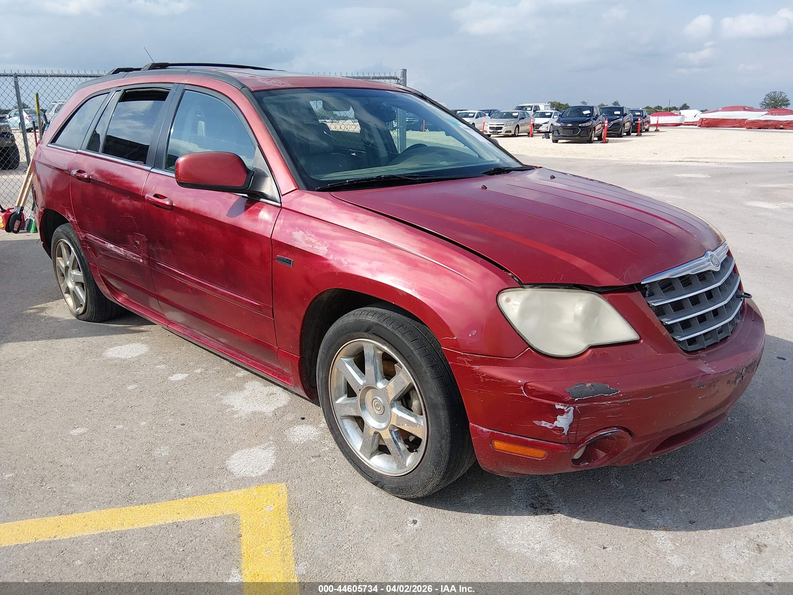 2008 Chrysler Pacifica Touring, VIN 2A8GM68X68R640330 — Side