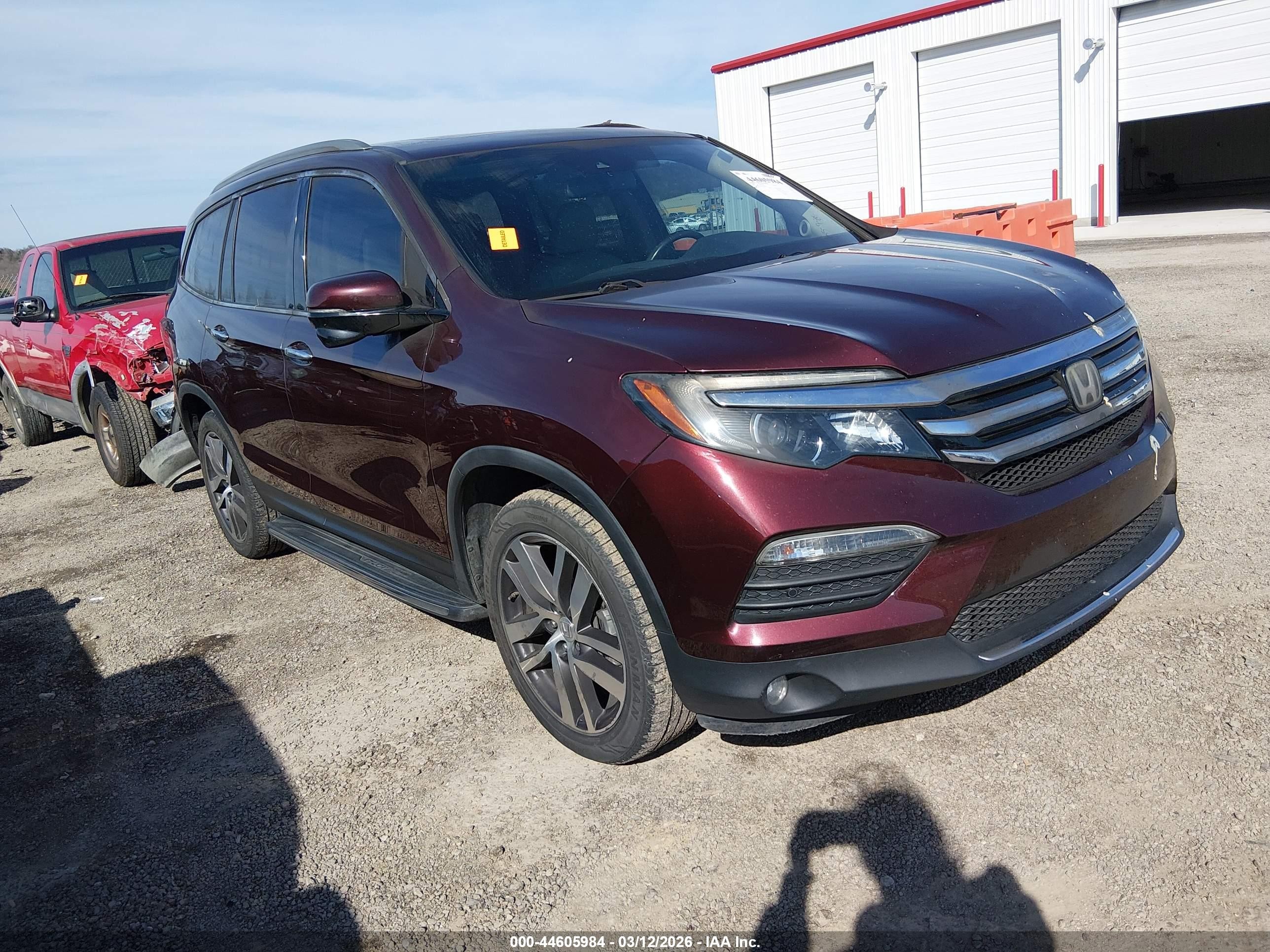 2017 Honda Pilot Touring, VIN 5FNYF6H98HB054456 — Burn