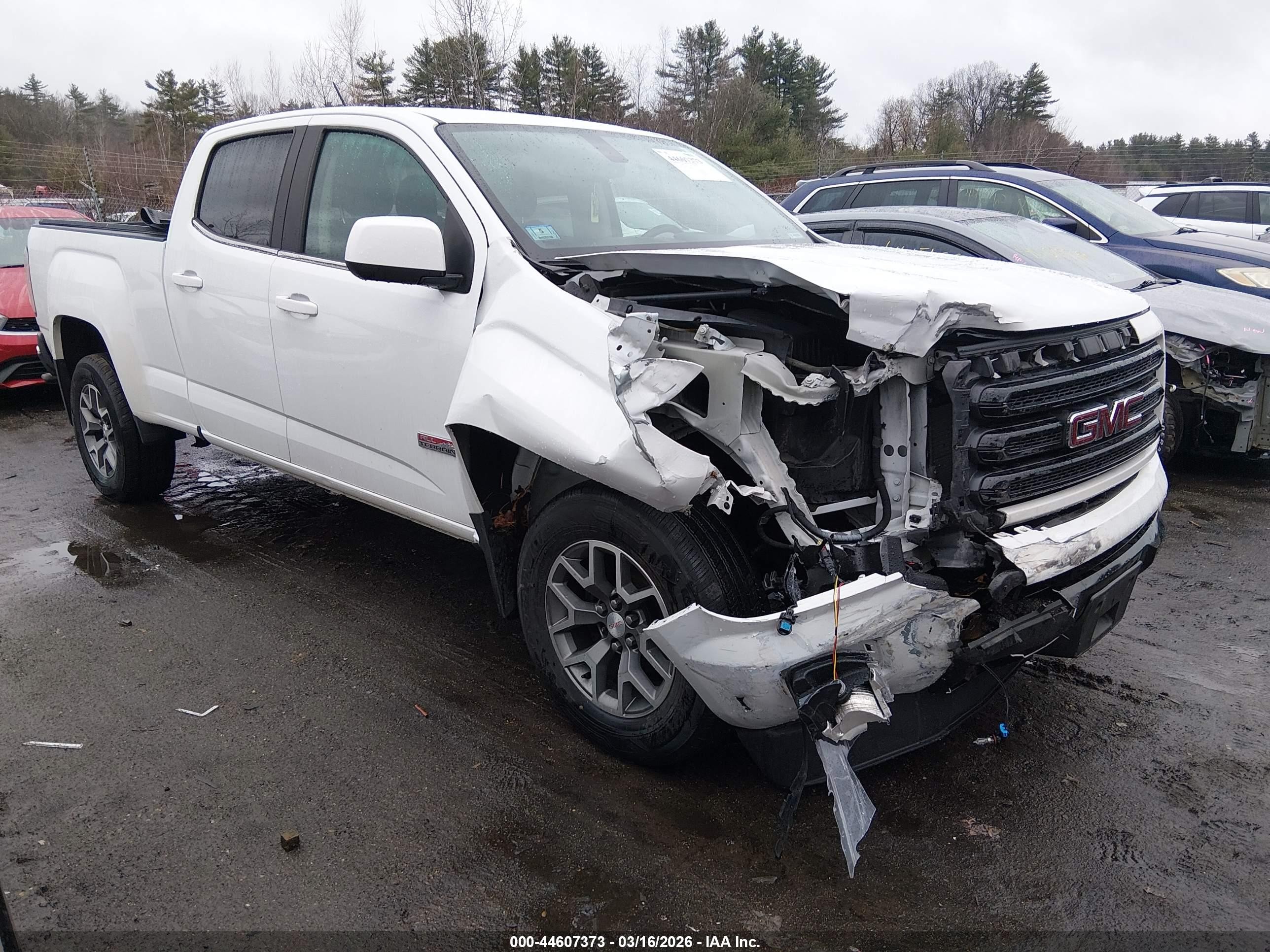 2018 GMC Canyon 4WD SLT, VIN 1GTG6DEN4J1242584 — Front end