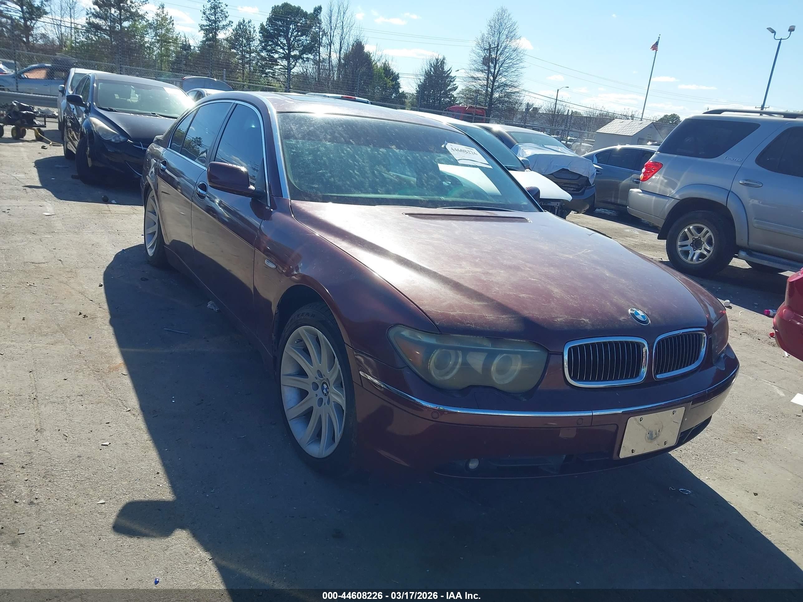 2005 BMW 7 Series 745Li, VIN WBAGN63505DS56159 — Normal wear