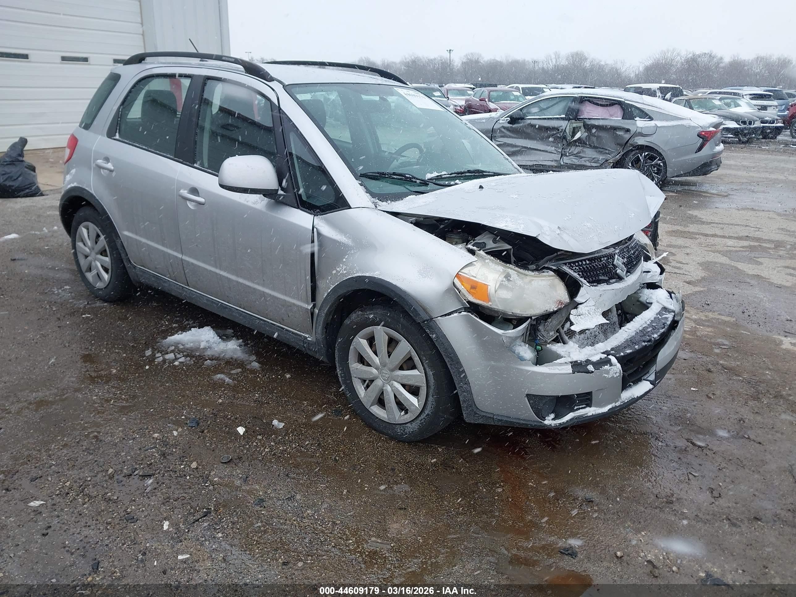 2012 Suzuki SX4 Crossover, VIN JS2YB5A33C6303235 — Front end