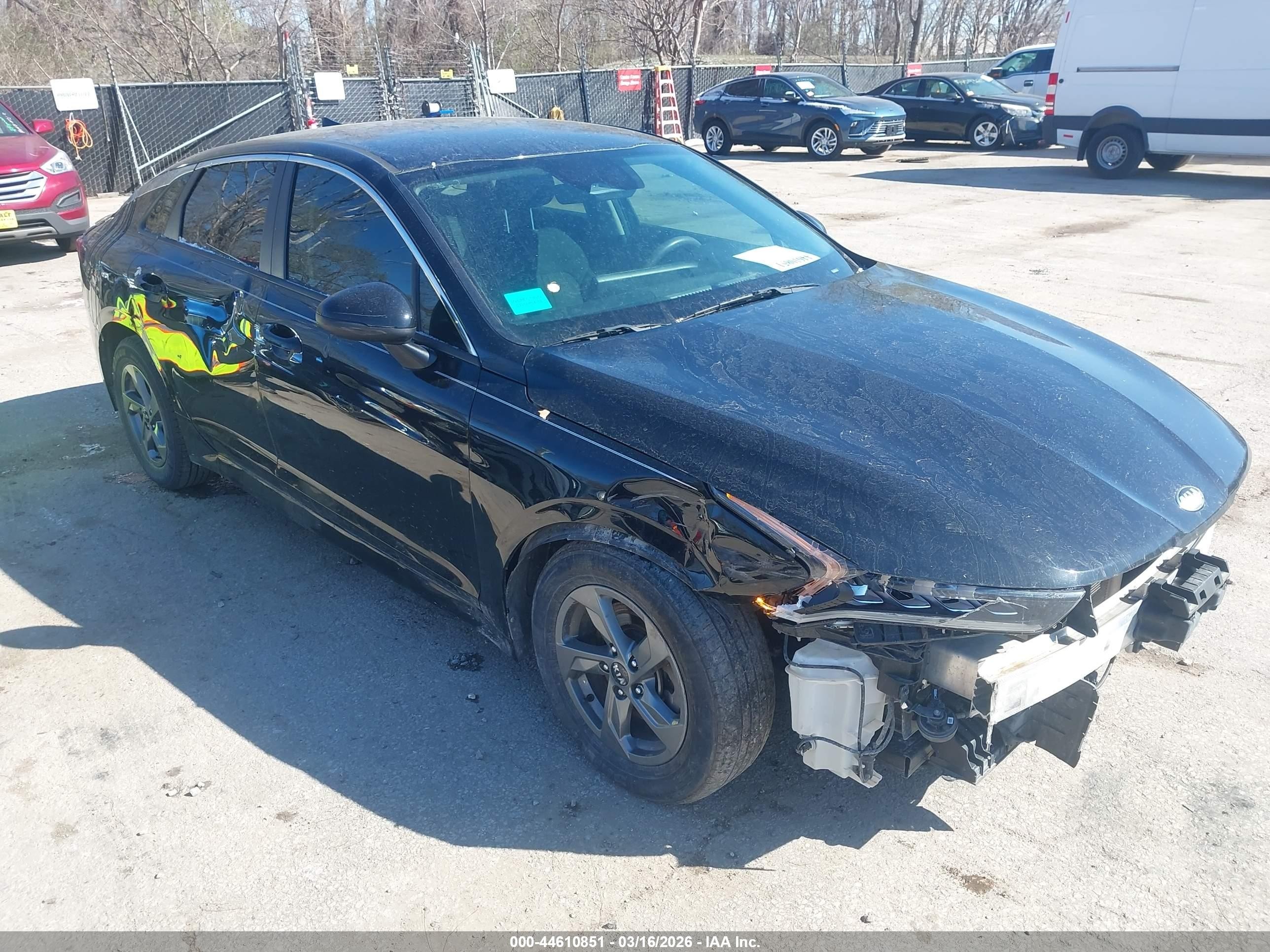 2021 Kia K5 LX, VIN 5XXG24J2XMG001547 — Front end