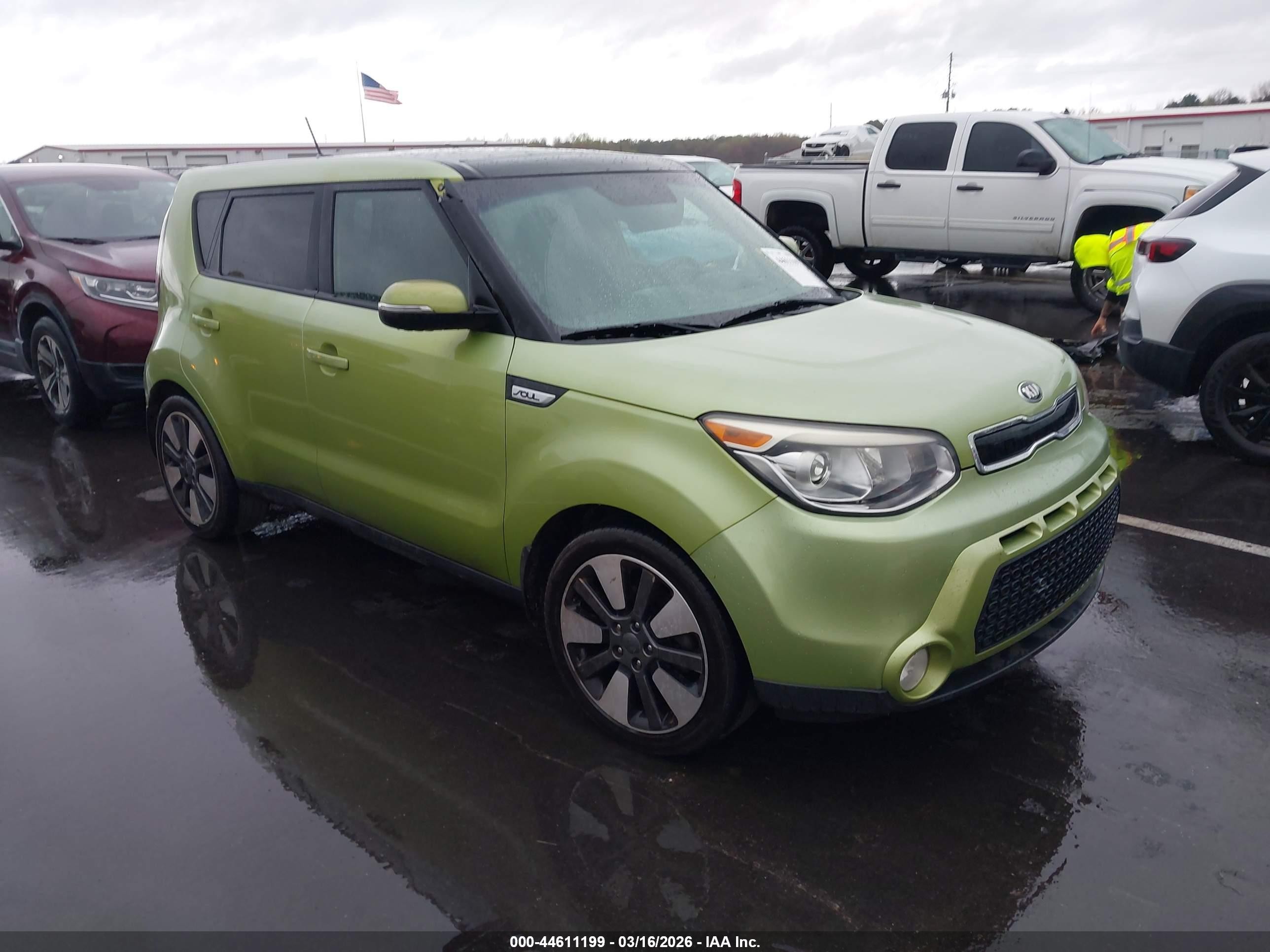 2015 Kia Soul +, VIN KNDJX3A51F7758294 — Side