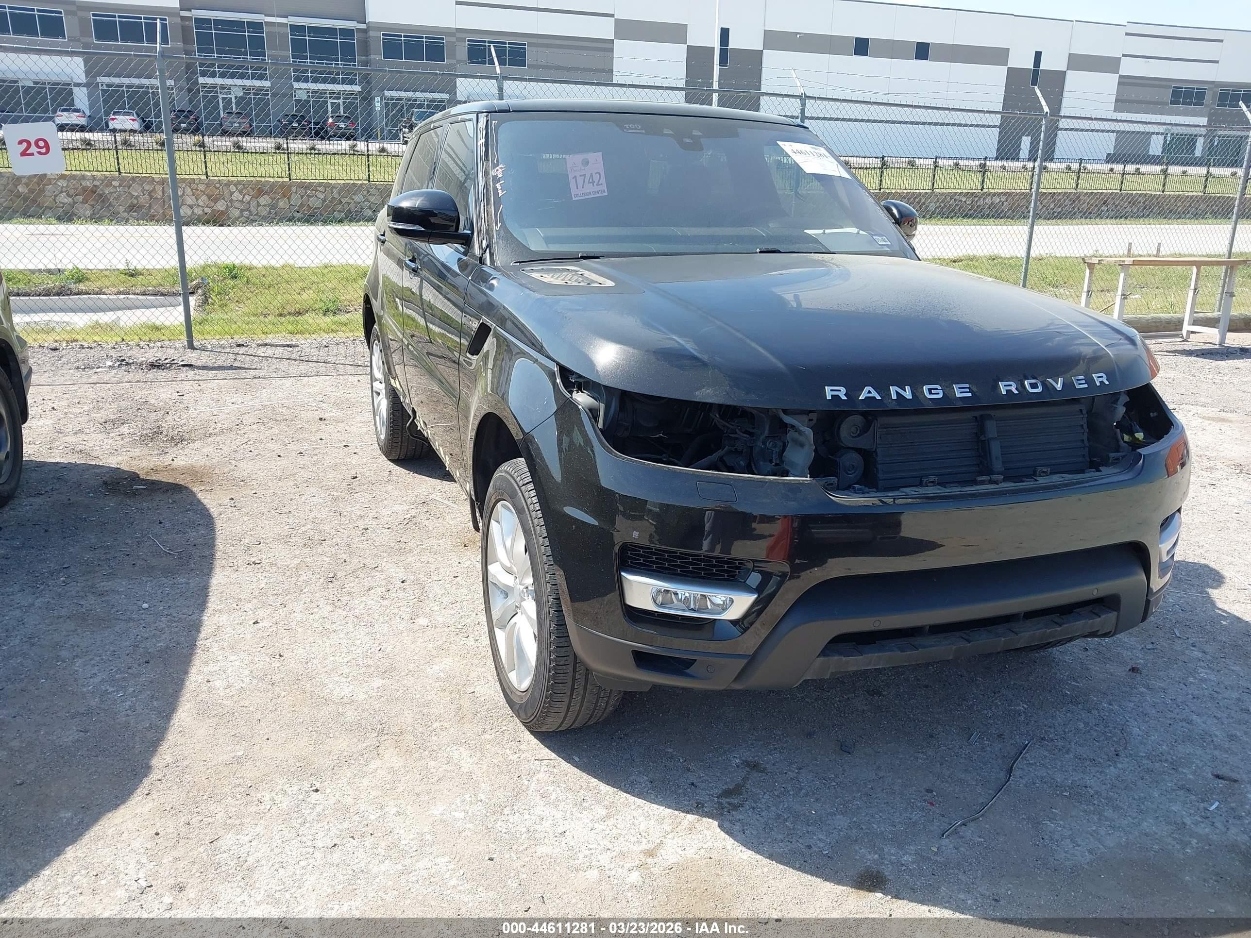 2017 Land Rover Range Rover Sport HSE, VIN SALWR2FV6HA685974 — Vandalism
