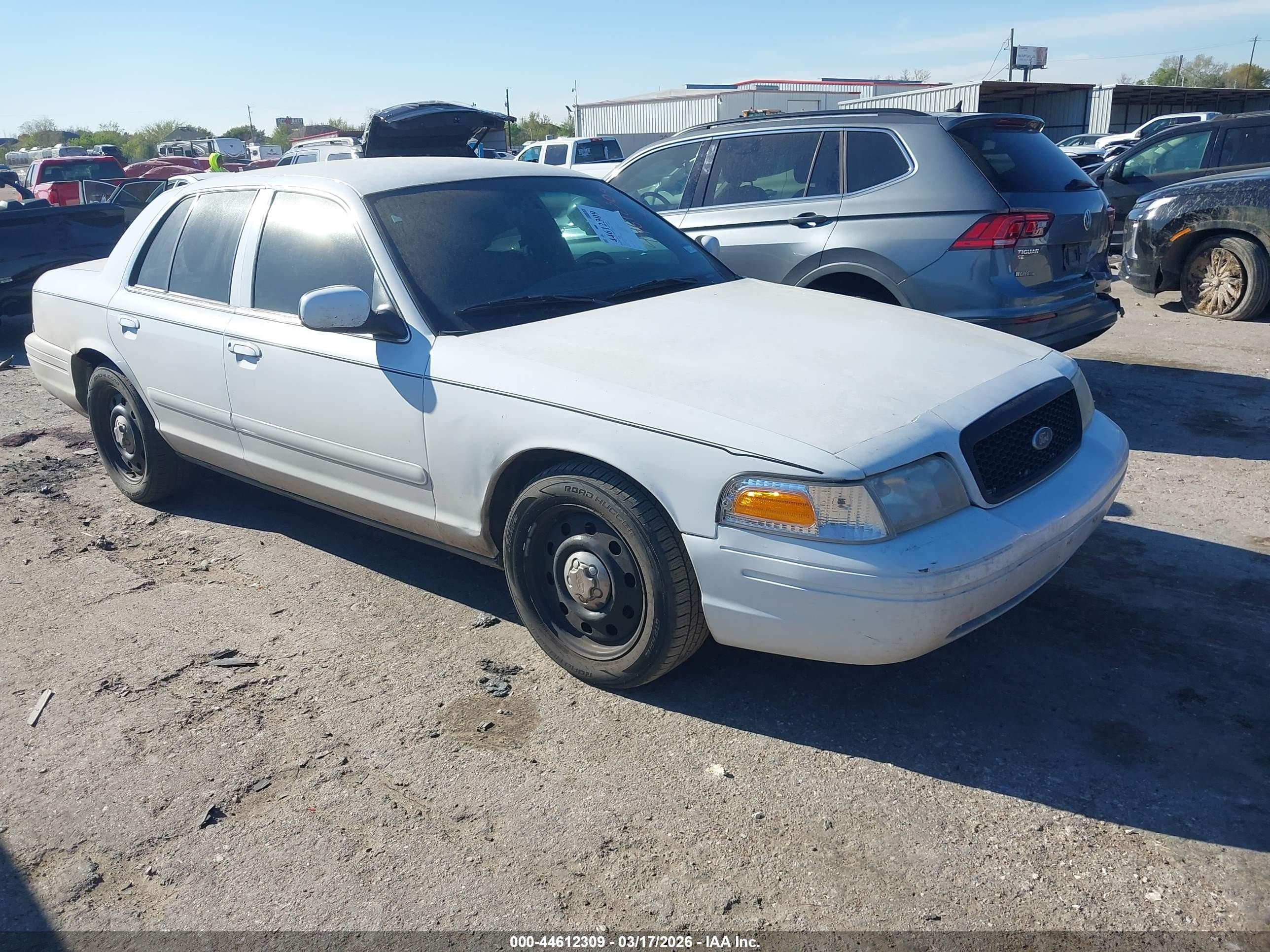 2007 Ford Police Interceptor, VIN 2FAFP71W67X107606 — Rear end