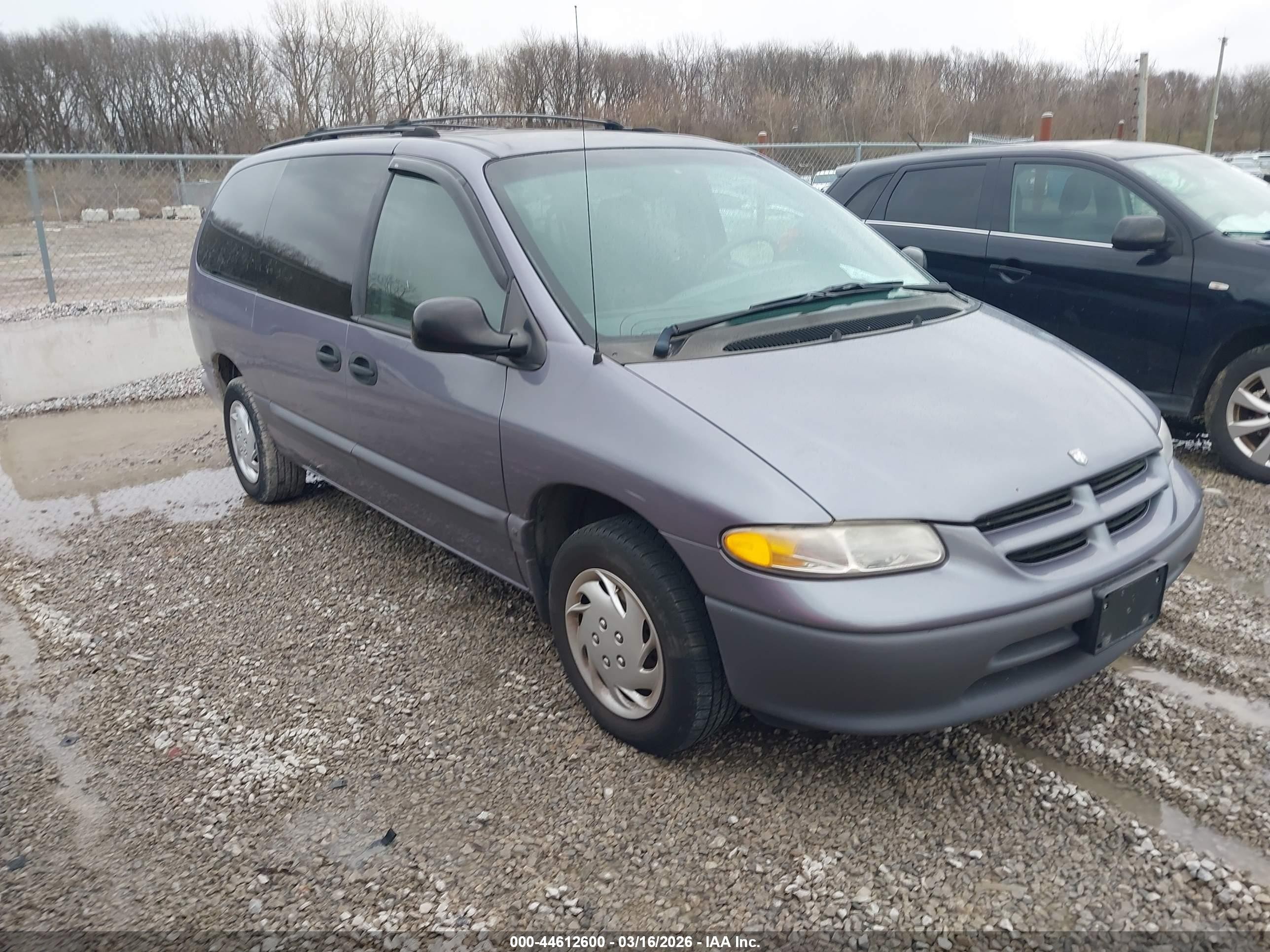 1998 Dodge Caravan SE, VIN 2B4GP4438WR501588 — Обычный износ