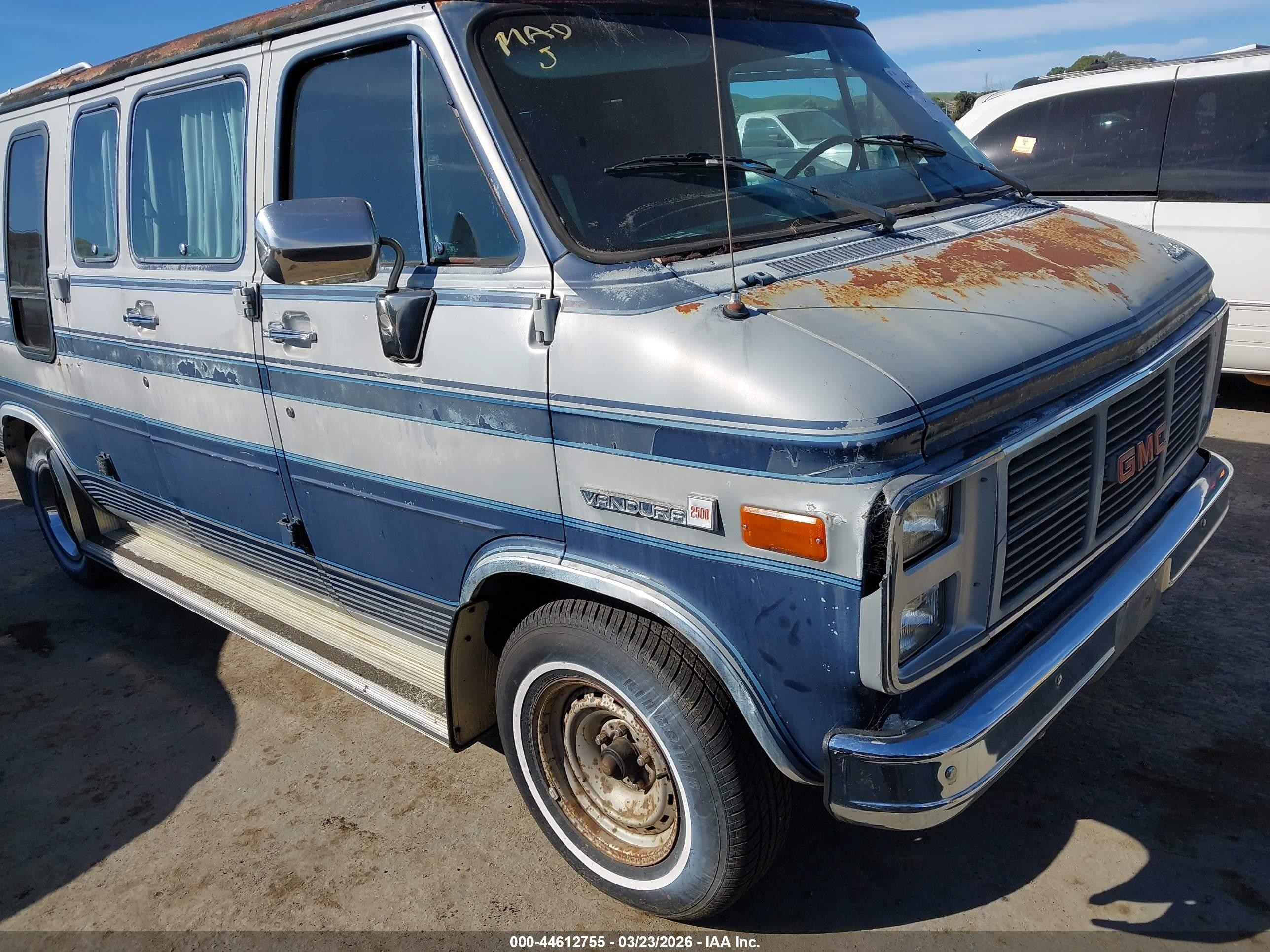 1985 GMC Rally, VIN 1GDEG25F5F7514013 — Normal wear