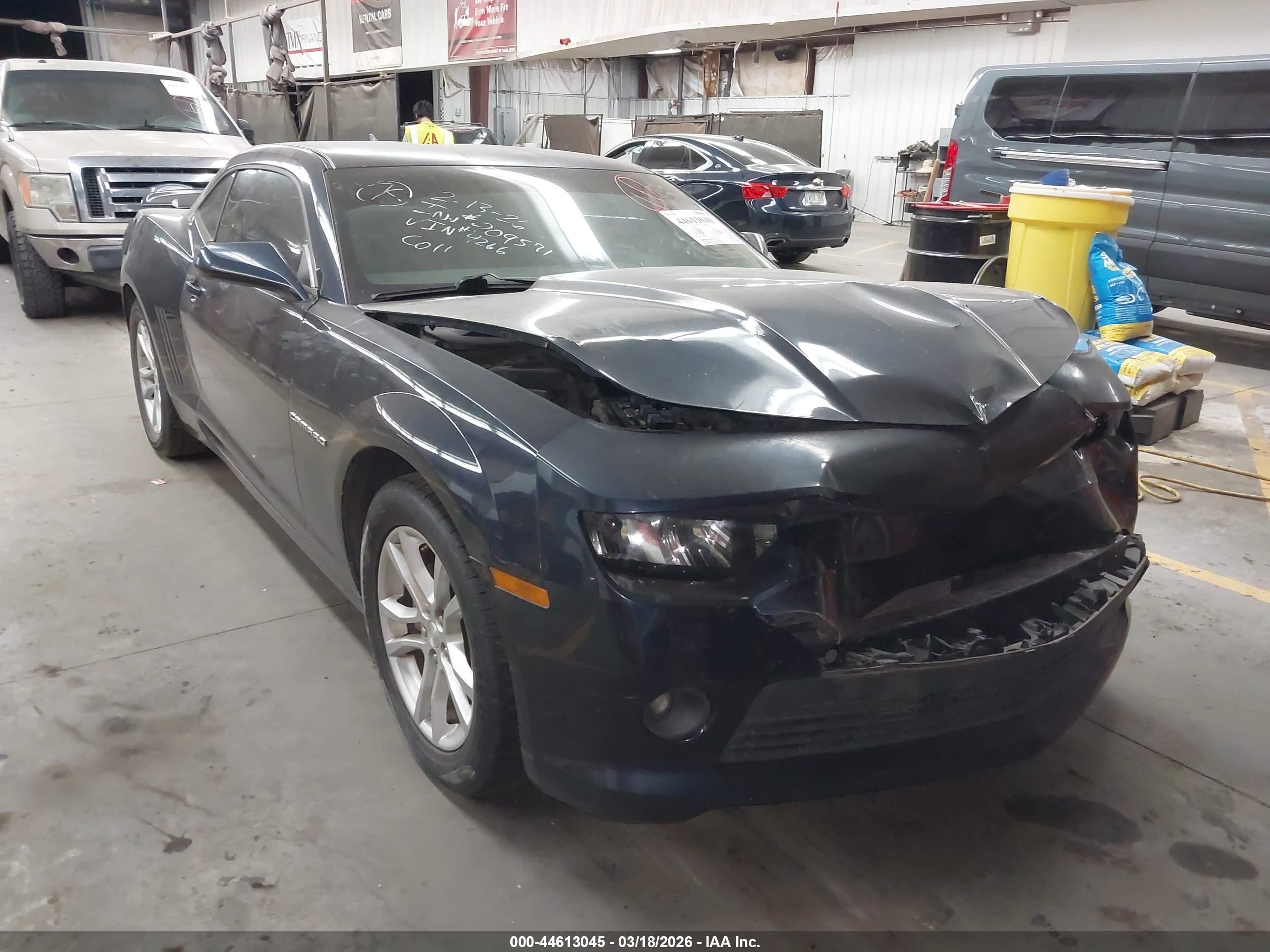 2015 Chevrolet Camaro LS, VIN 2G1FB1E30F9244266 — Front end