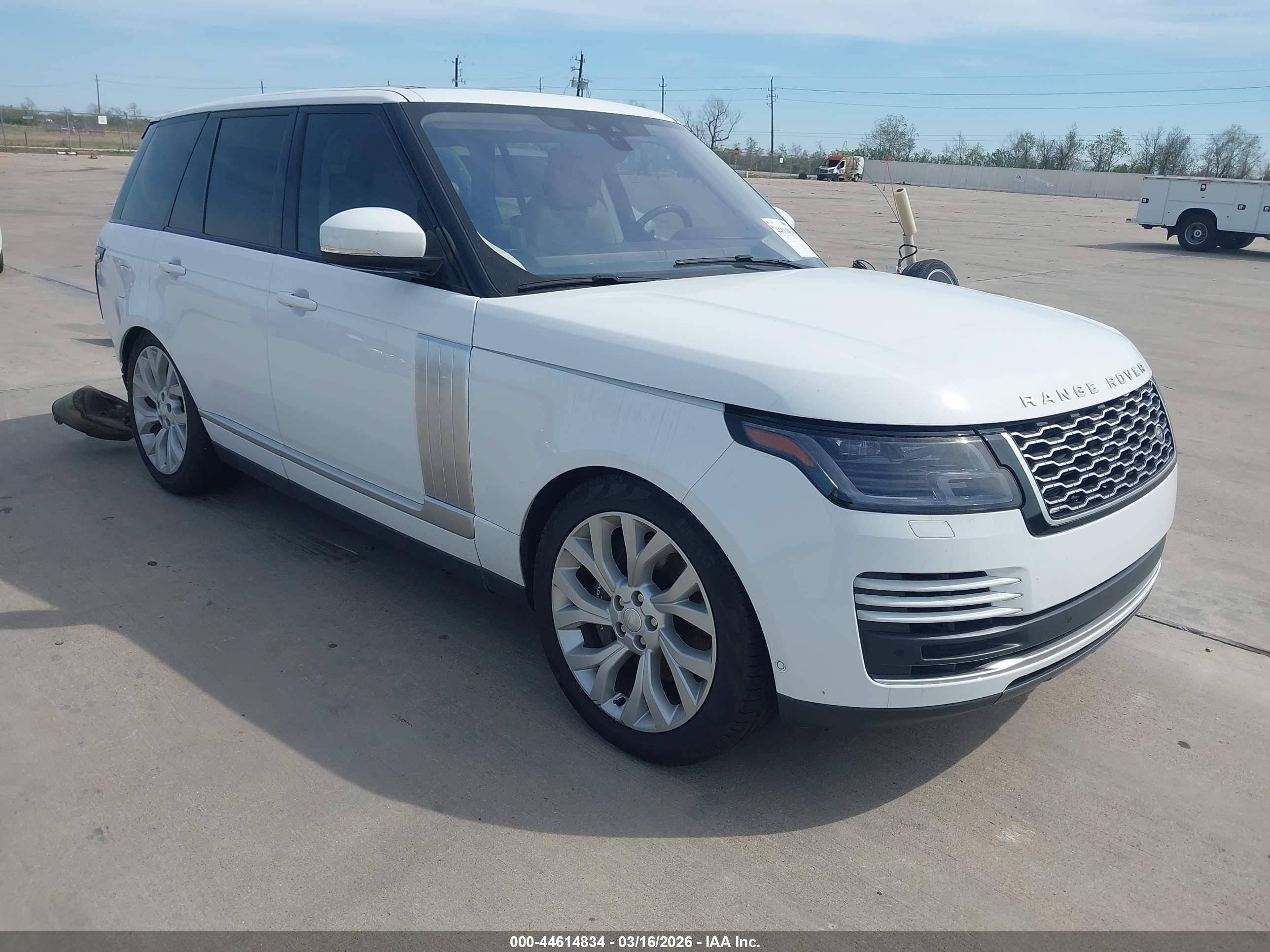 2022 Land Rover Range Rover Westminster, VIN SALGS2RU6NA462776 — Rear end